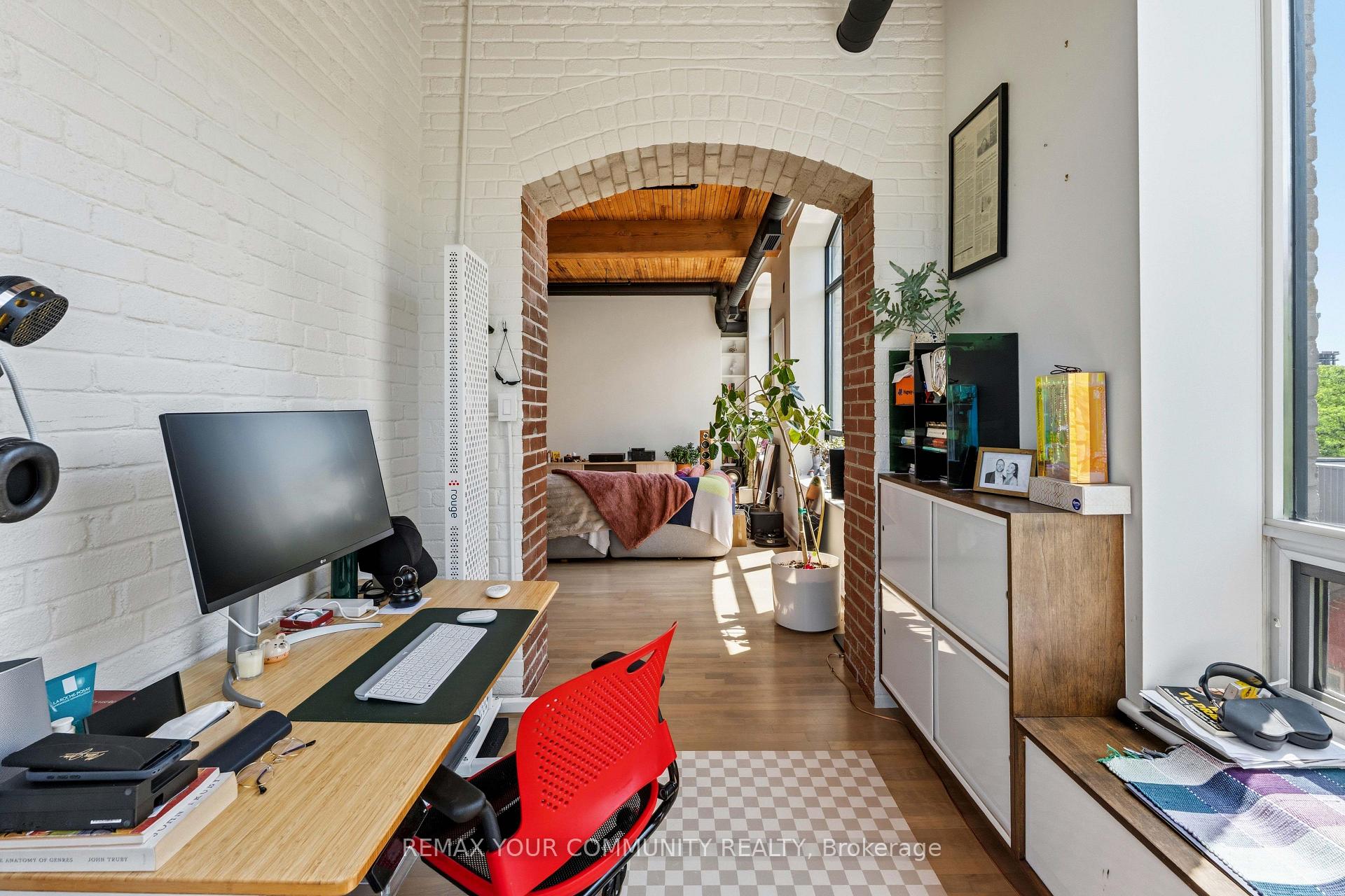 Photo 36 of Unit 301, 993 Queen Street W, Toronto, Trinity-Bellwoods — HOMEH