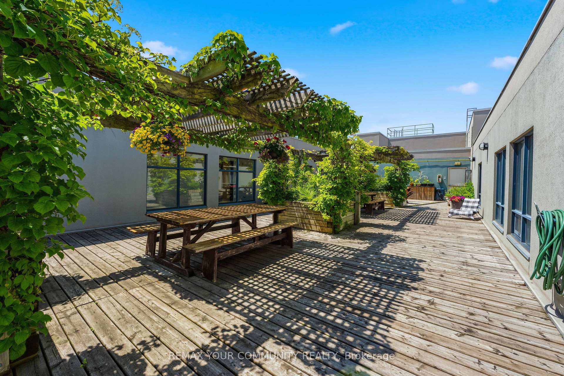 Photo 46 of Unit 301, 993 Queen Street W, Toronto, Trinity-Bellwoods — HOMEH