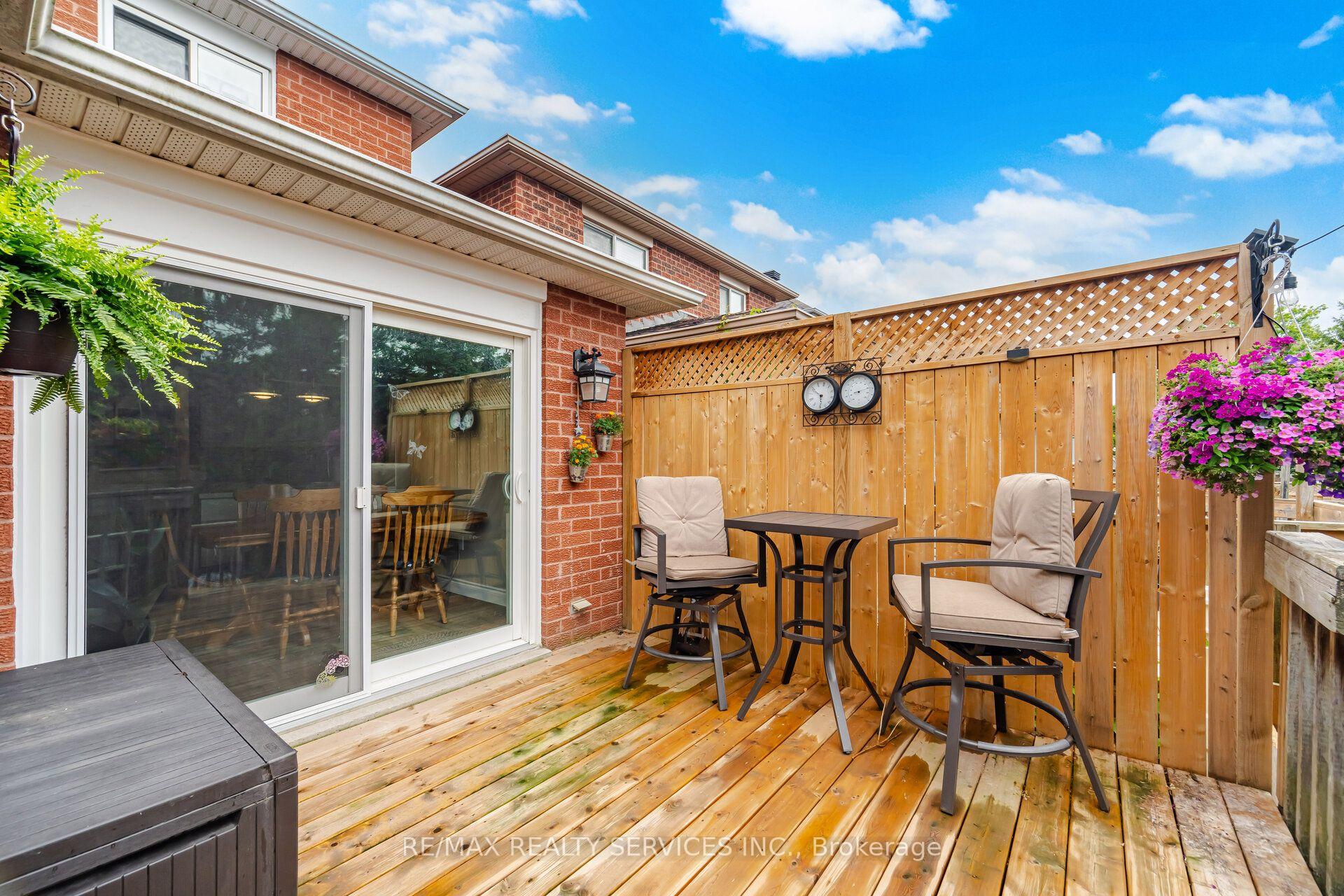 Photo 22 of 30 Henderson Crescent, New Tecumseth, Alliston — HOMEH