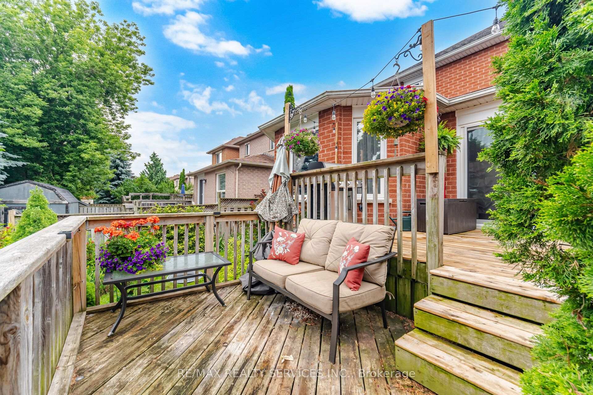Photo 23 of 30 Henderson Crescent, New Tecumseth, Alliston — HOMEH