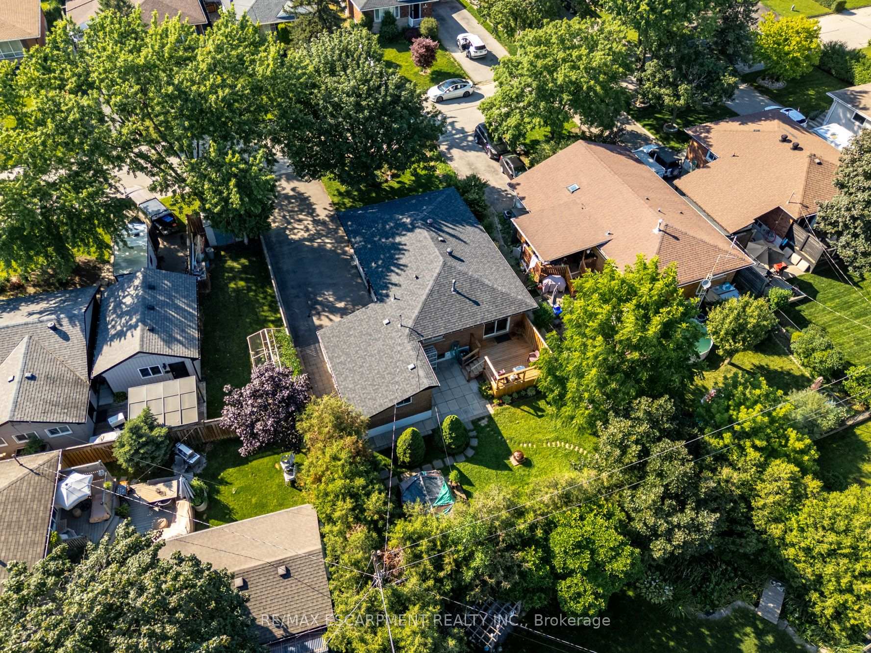 Photo 32 of 1315 Rosemary Crescent, Burlington, Mountainside — HOMEH
