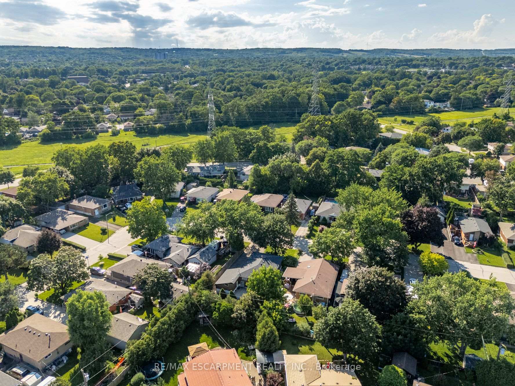 Photo 35 of 1315 Rosemary Crescent, Burlington, Mountainside — HOMEH