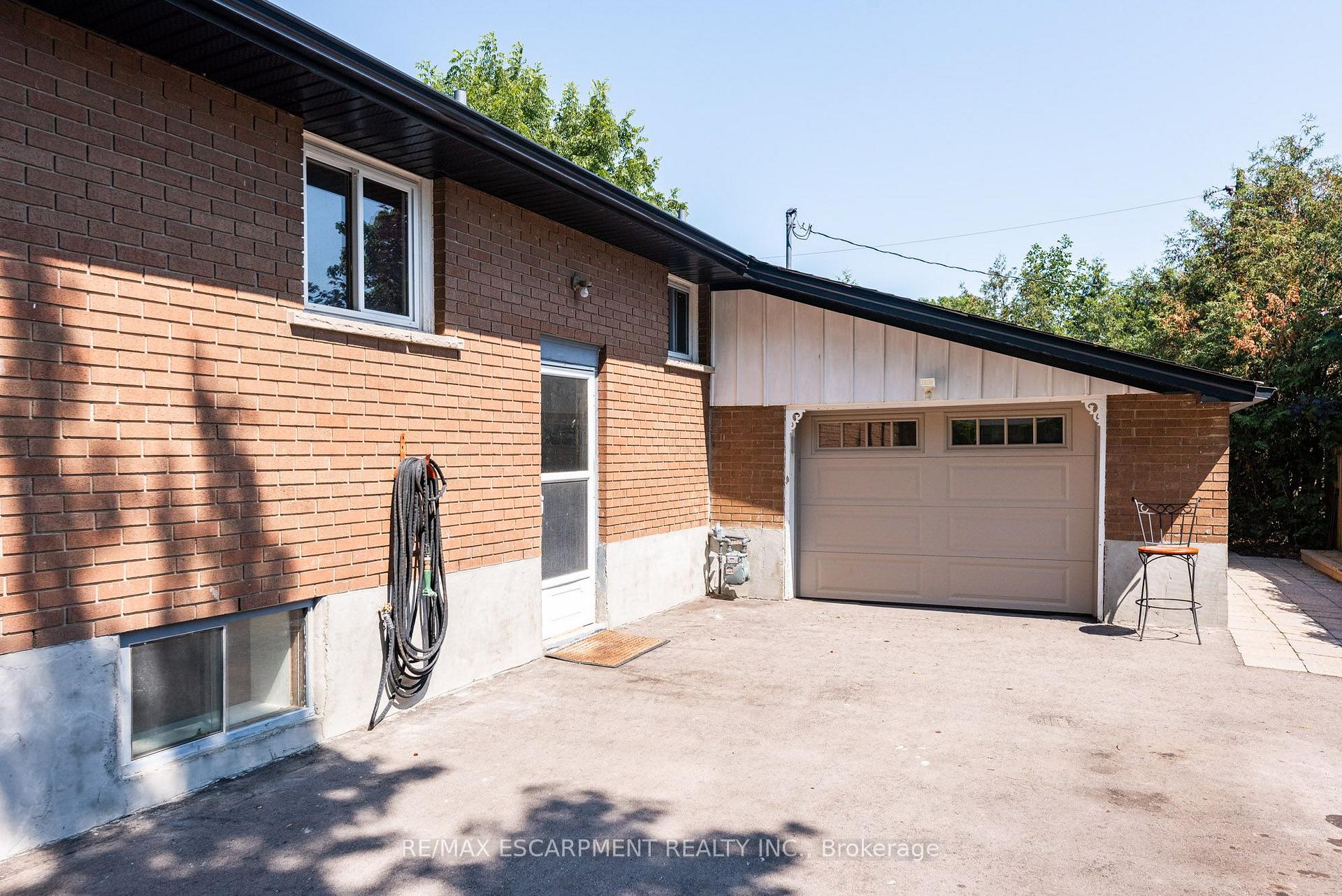 Photo 36 of 1315 Rosemary Crescent, Burlington, Mountainside — HOMEH