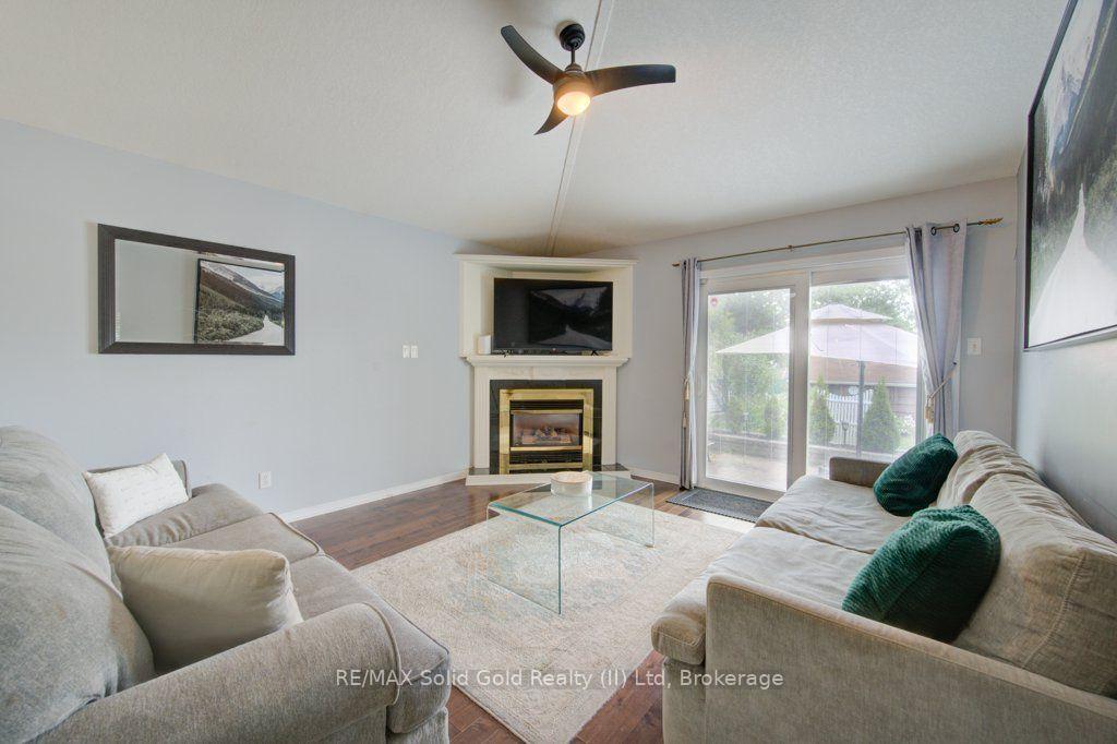 Photo 15 of 330 Lake Louise Boulevard, Waterloo, Conservation Meadows — HOMEH