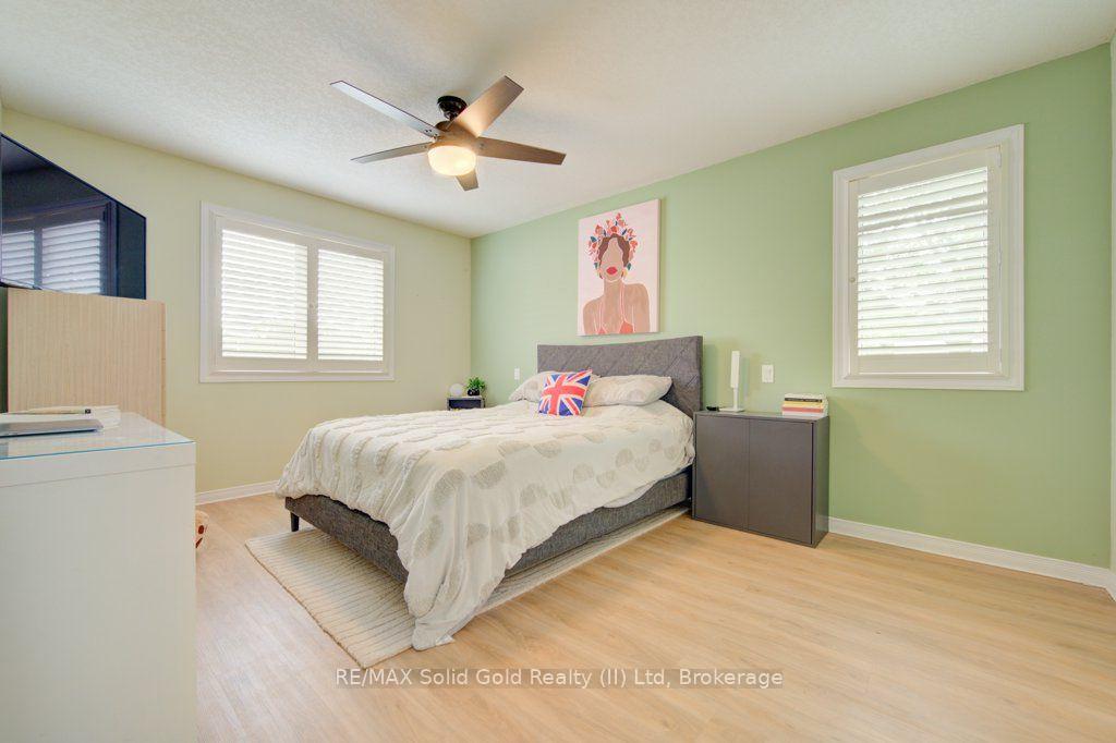 Photo 19 of 330 Lake Louise Boulevard, Waterloo, Conservation Meadows — HOMEH