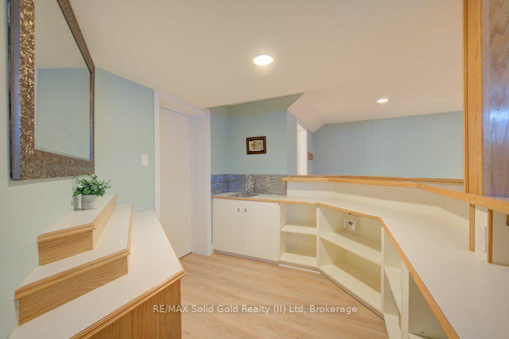 Photo 31 of 330 Lake Louise Boulevard, Waterloo, Conservation Meadows — HOMEH