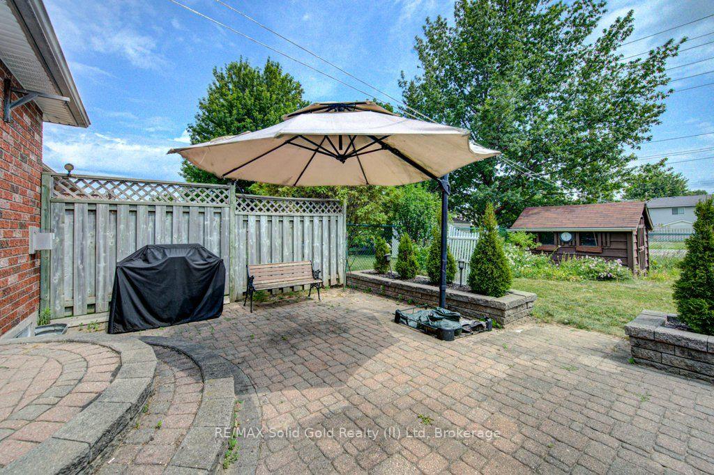 Photo 40 of 330 Lake Louise Boulevard, Waterloo, Conservation Meadows — HOMEH