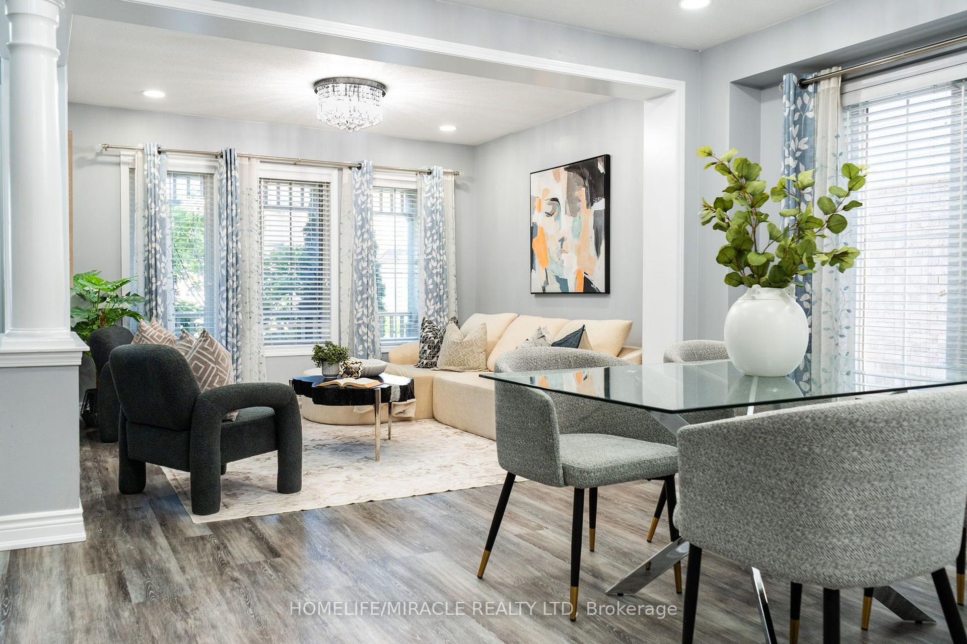 Photo 5 of 151 Baldwin Drive, Cambridge, Silver Heights — HOMEH