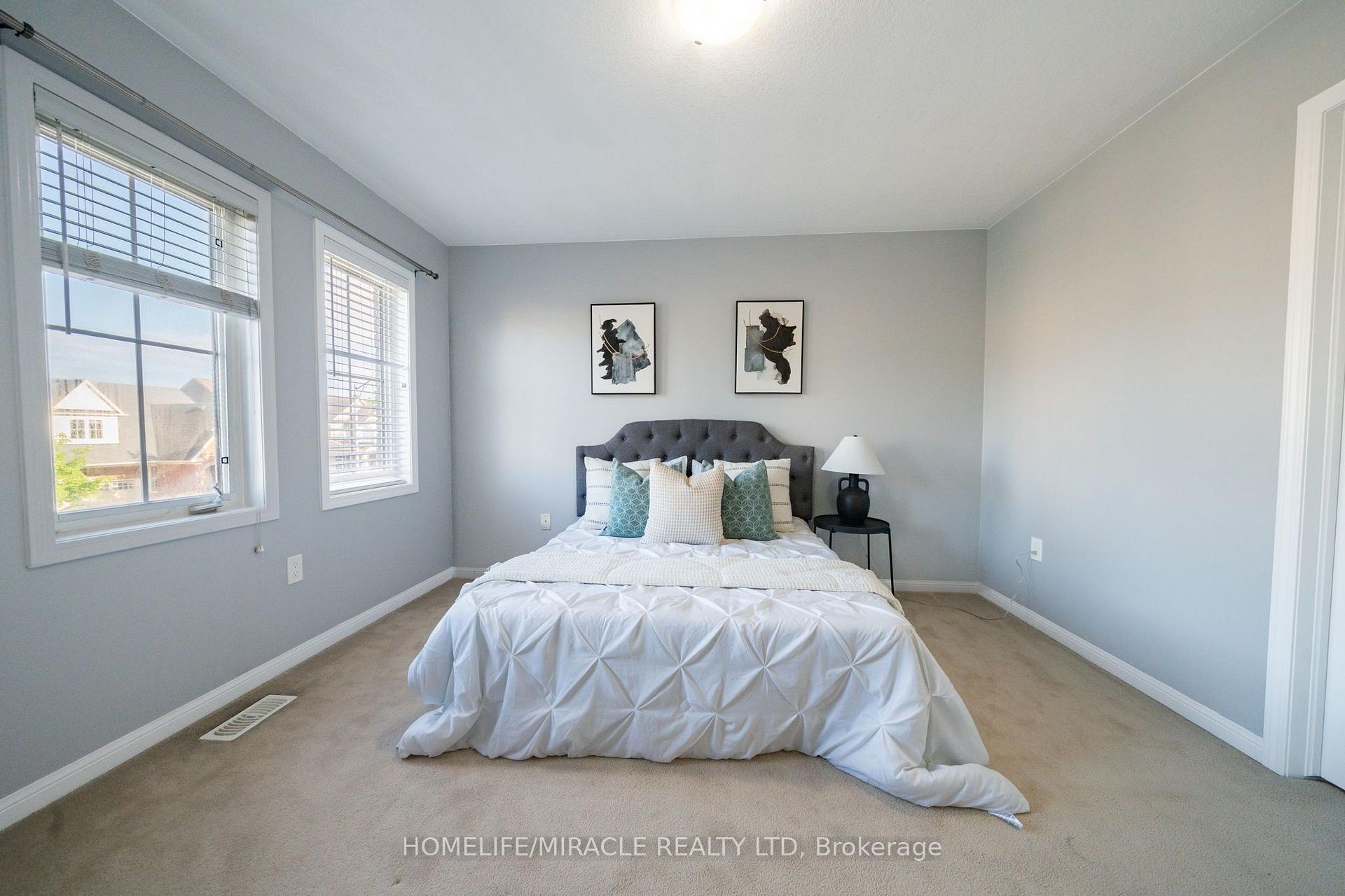 Photo 30 of 151 Baldwin Drive, Cambridge, Silver Heights — HOMEH