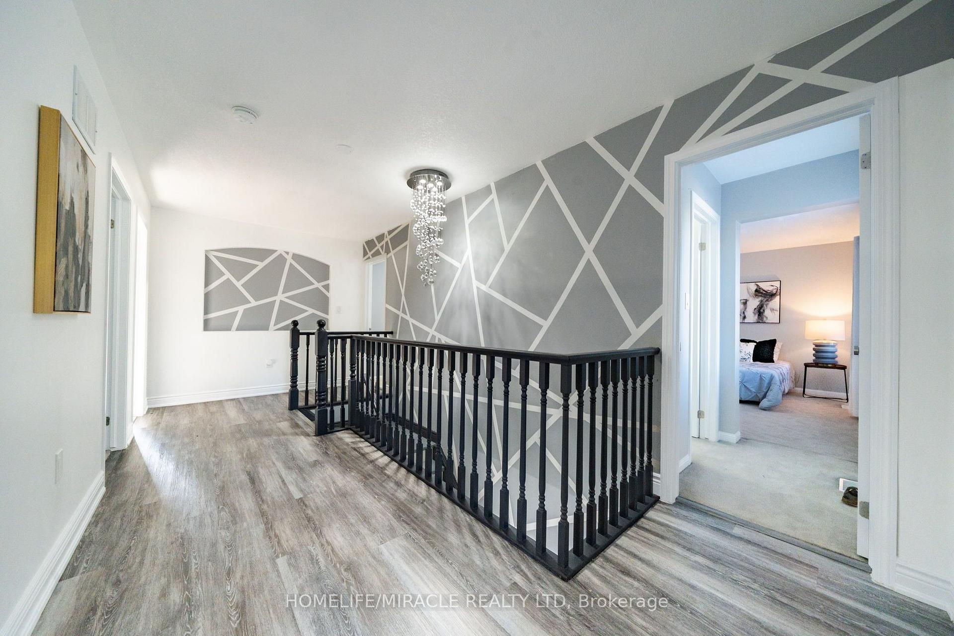 Photo 32 of 151 Baldwin Drive, Cambridge, Silver Heights — HOMEH