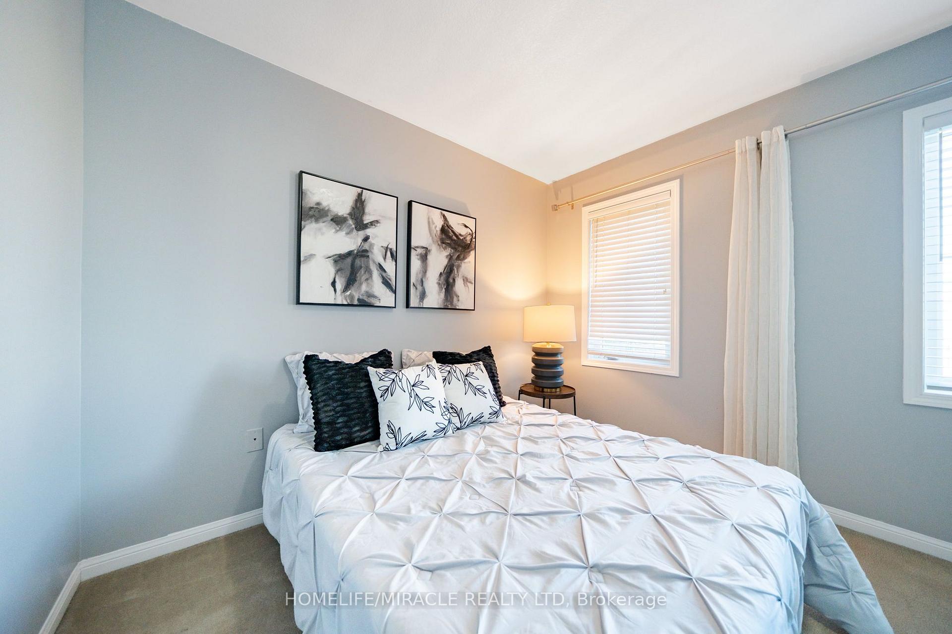 Photo 34 of 151 Baldwin Drive, Cambridge, Silver Heights — HOMEH