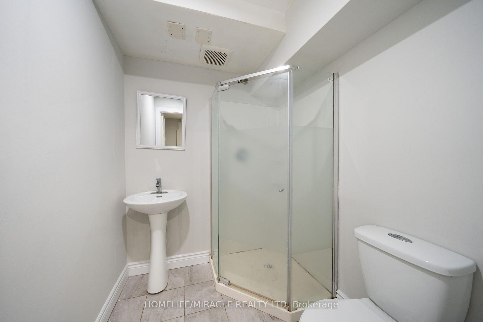 Photo 40 of 151 Baldwin Drive, Cambridge, Silver Heights — HOMEH