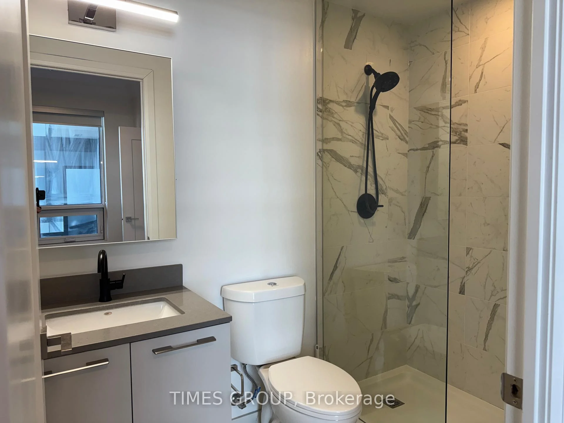 Photo 13 of Unit 329, 38 Water Walk Drive, Markham, Unionville — HOMEH