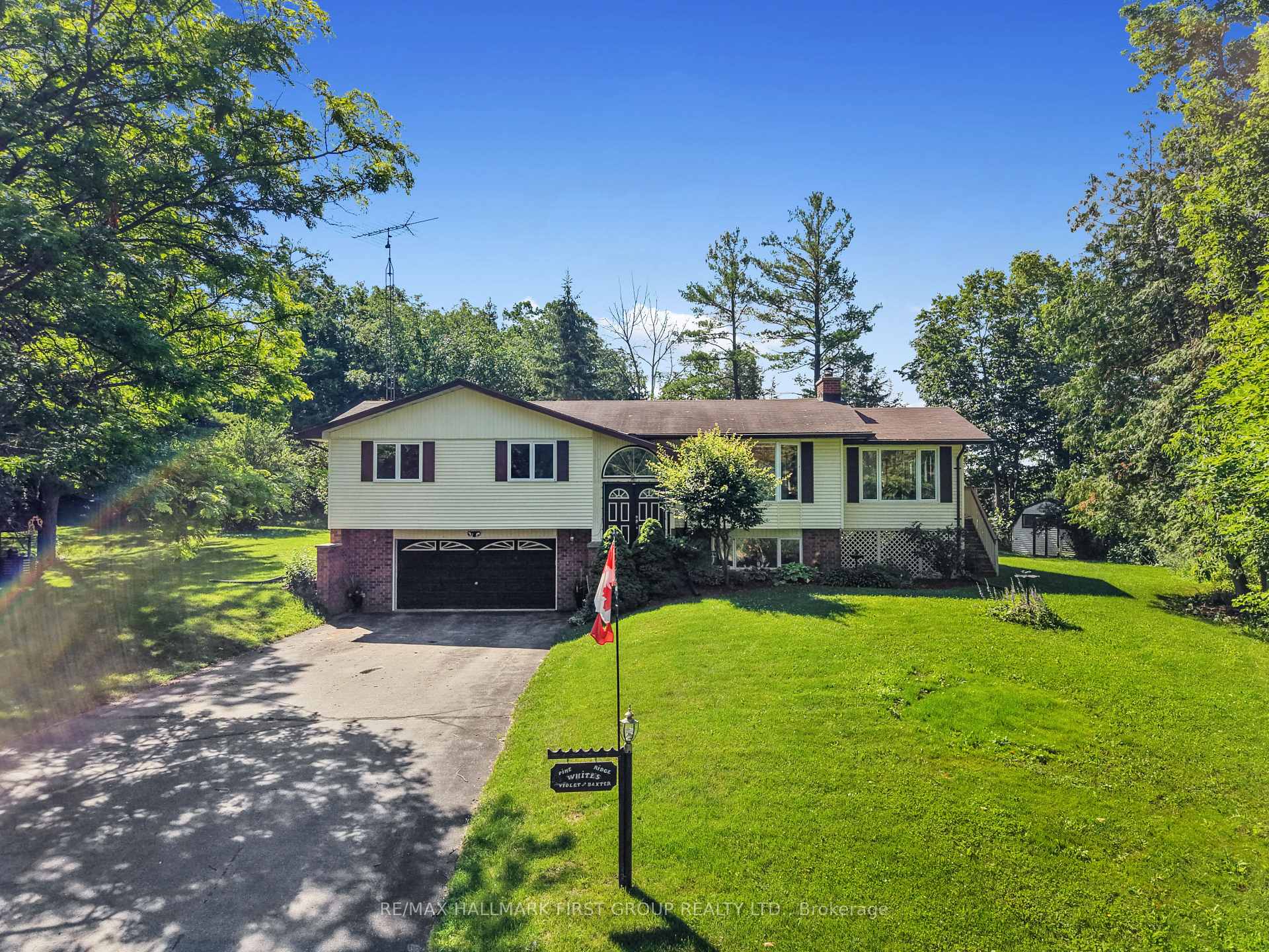 Photo of 35 Crowe Bay Heights