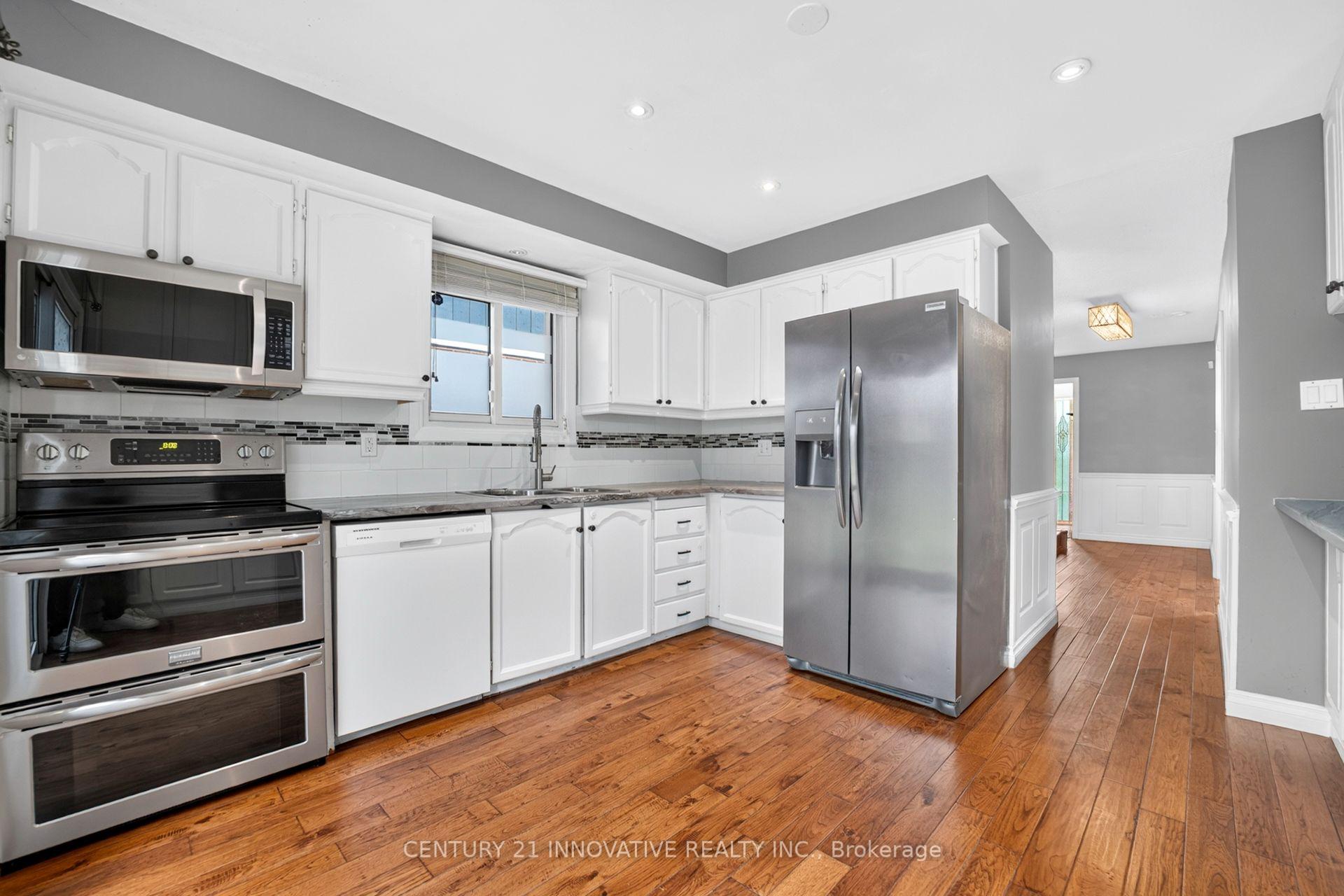 Photo 14 of 154 Fanshawe Drive, Brampton, Heart Lake West — HOMEH
