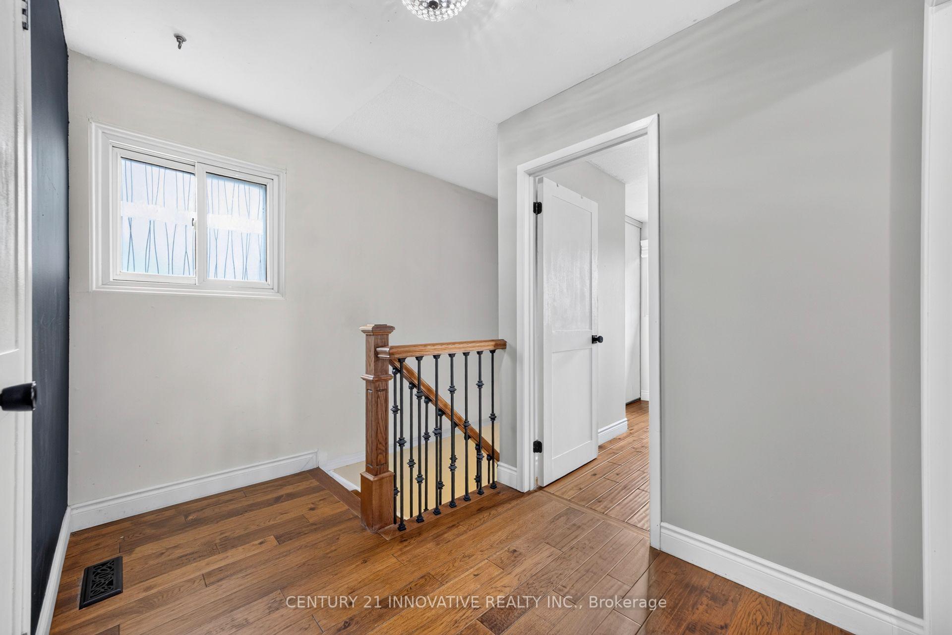 Photo 16 of 154 Fanshawe Drive, Brampton, Heart Lake West — HOMEH