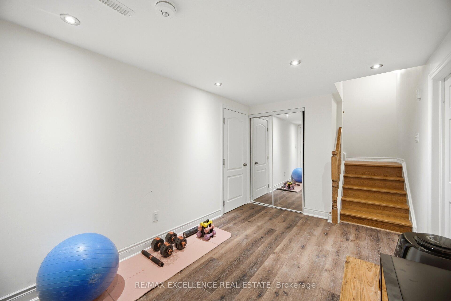 Photo 35 of 28 Ridelle Court, Brampton, Heart Lake West — HOMEH