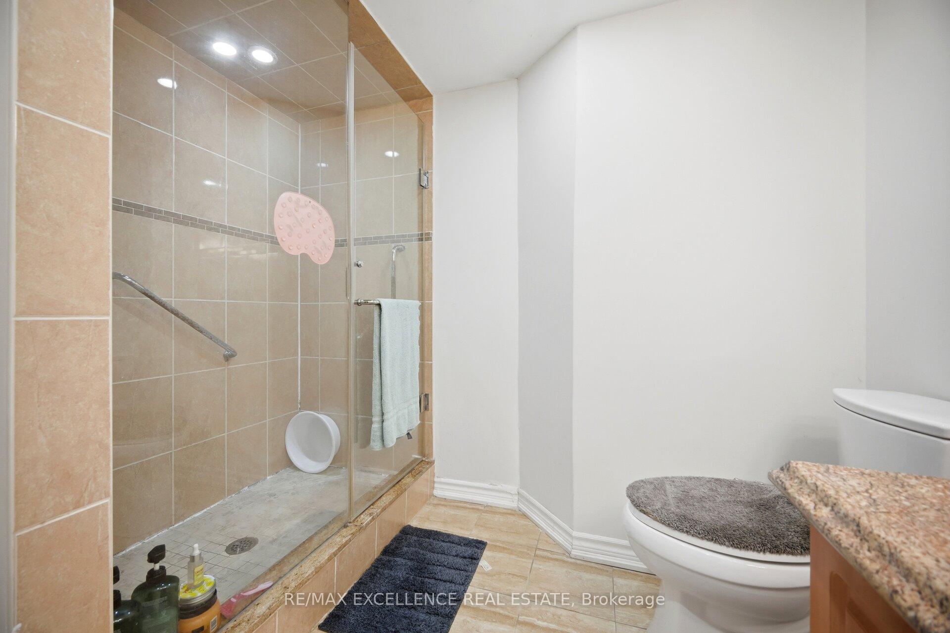 Photo 43 of 28 Ridelle Court, Brampton, Heart Lake West — HOMEH