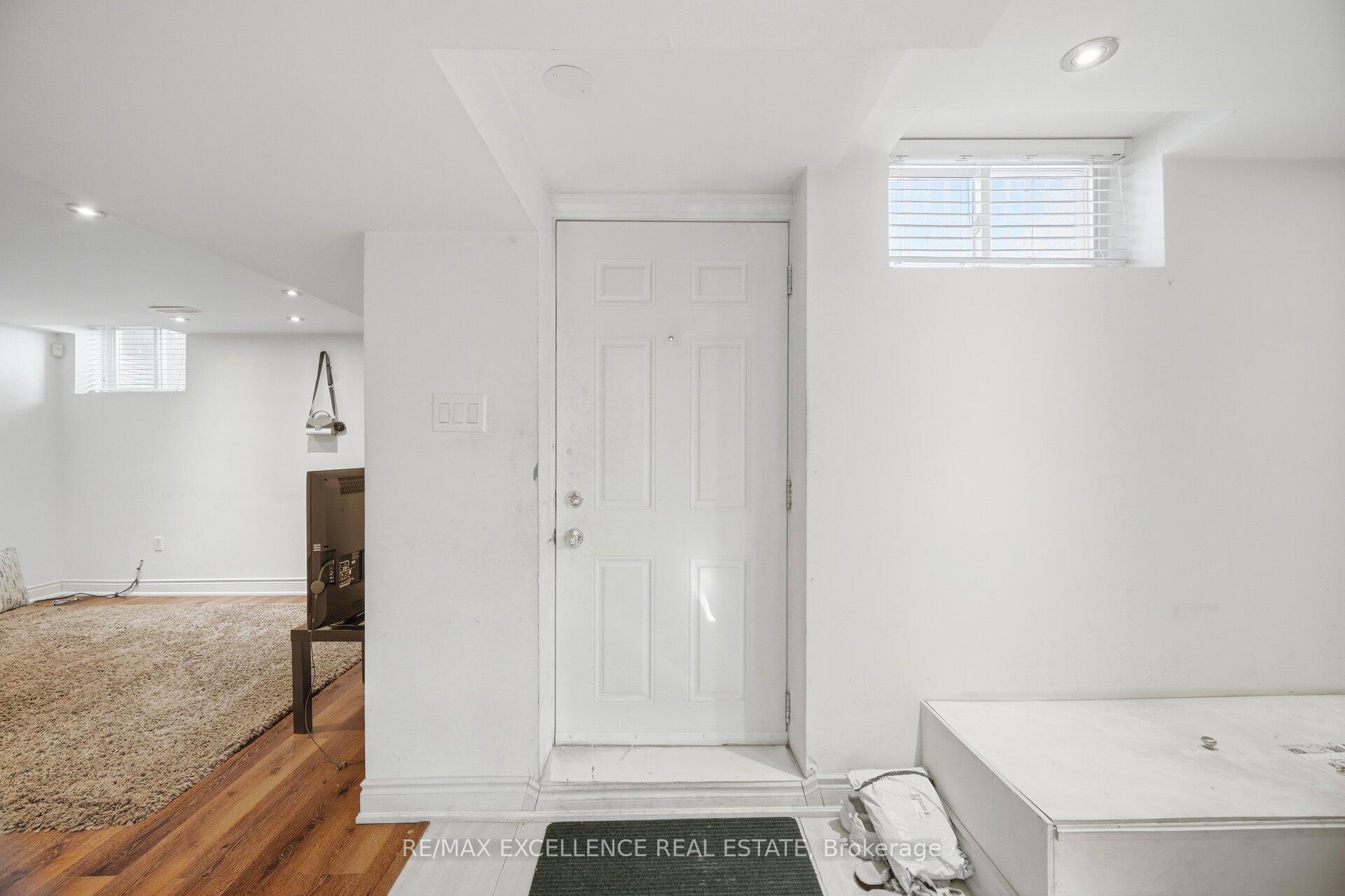Photo 45 of 28 Ridelle Court, Brampton, Heart Lake West — HOMEH