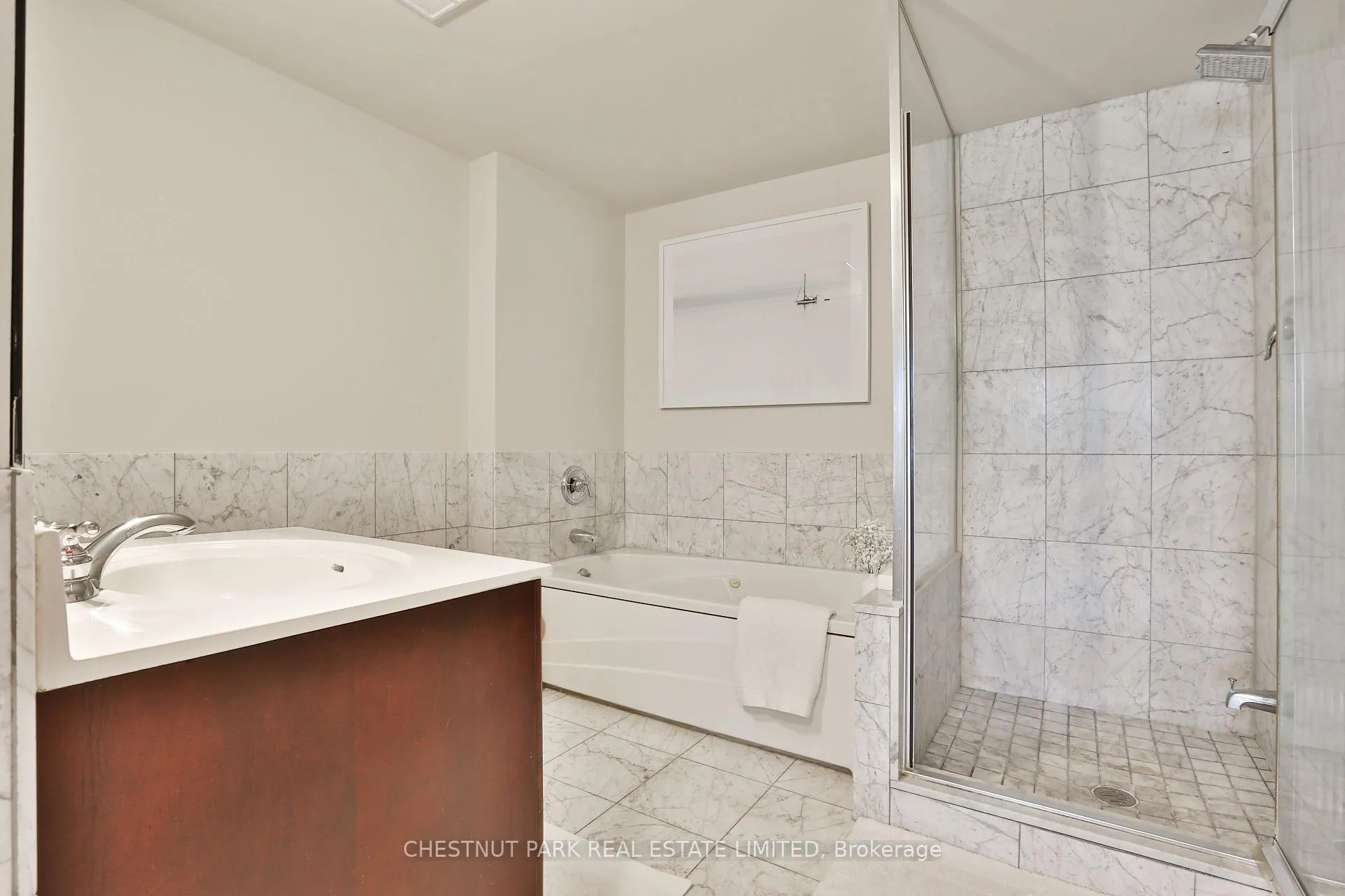 Photo 12 of Unit 716, 1 Balmoral Avenue, Toronto, Yonge-St. Clair — HOMEH