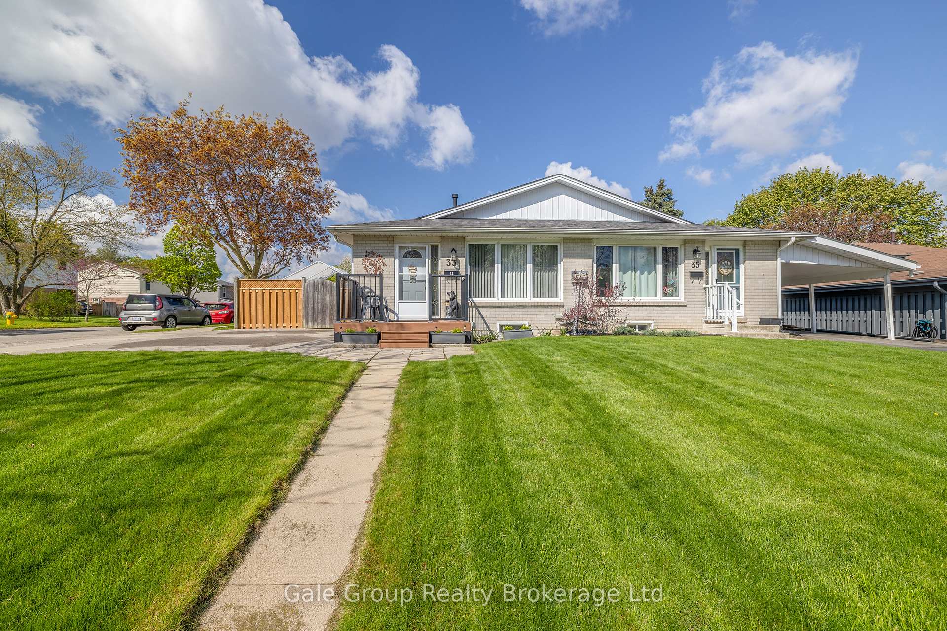 Front of 33 Inverness Street