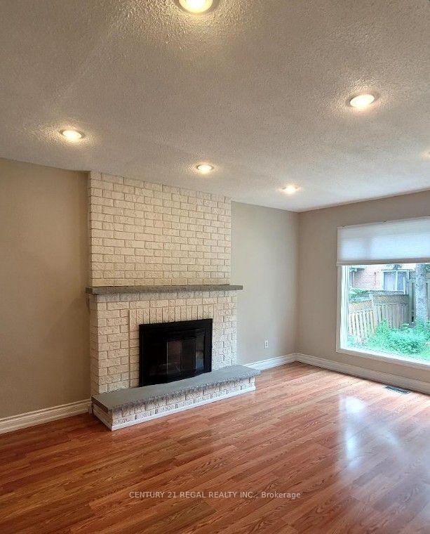 Photo 4 of 41 keffer Circle, Newmarket, Armitage — HOMEH