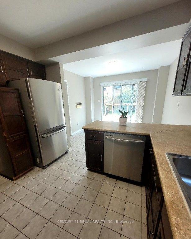 Photo 7 of 41 keffer Circle, Newmarket, Armitage — HOMEH