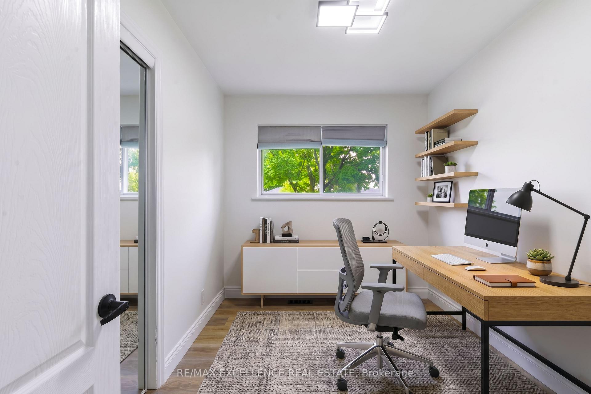 Photo 14 of 1814 Whitehall Drive, London, East H — HOMEH