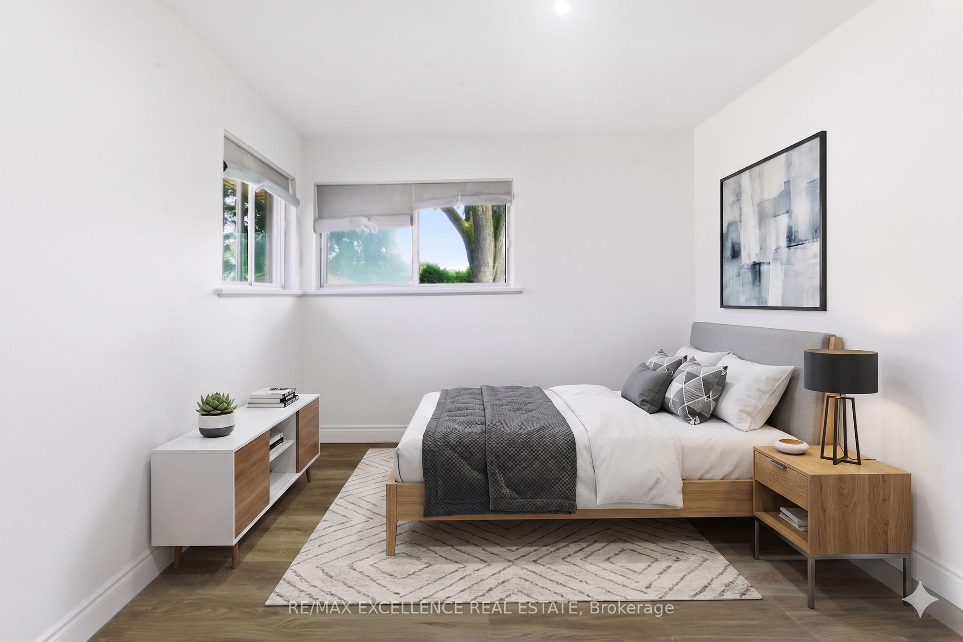 Photo 16 of 1814 Whitehall Drive, London, East H — HOMEH