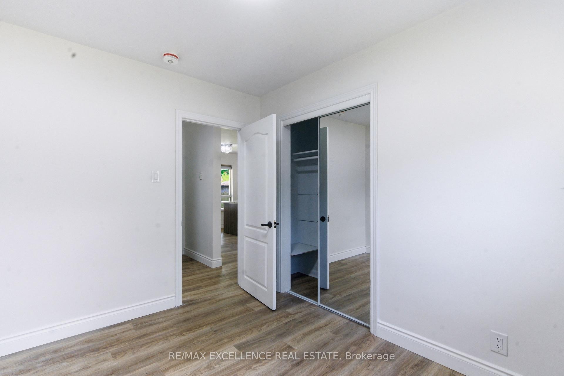 Photo 17 of 1814 Whitehall Drive, London, East H — HOMEH