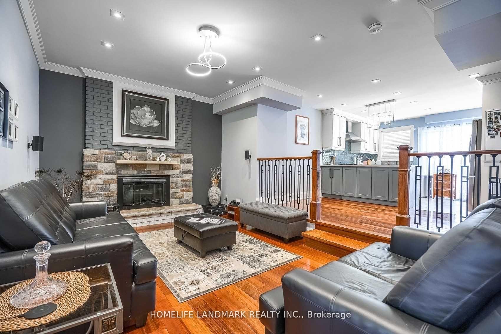 Photo 8 of 1703 Shadybrook Drive, Pickering, Amberlea — HOMEH