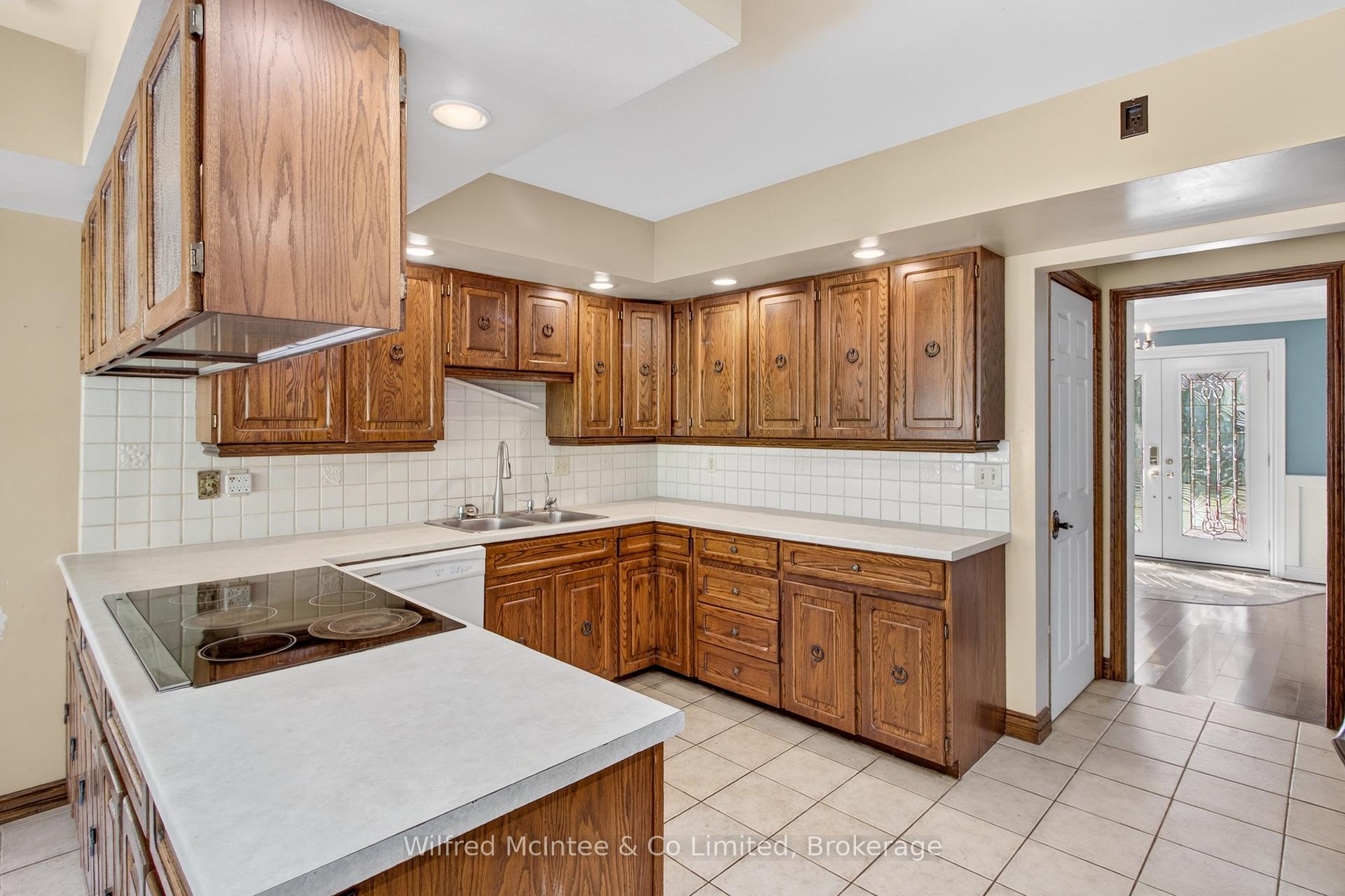 Photo 9 of 1 Remington Drive, North Huron, Wingham — HOMEH