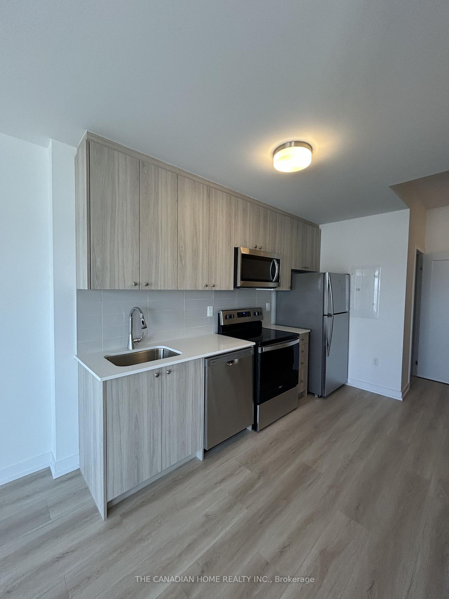 Photo 2 of Unit P11, 25 Palace Street, Kitchener, Laurentian Hills — HOMEH