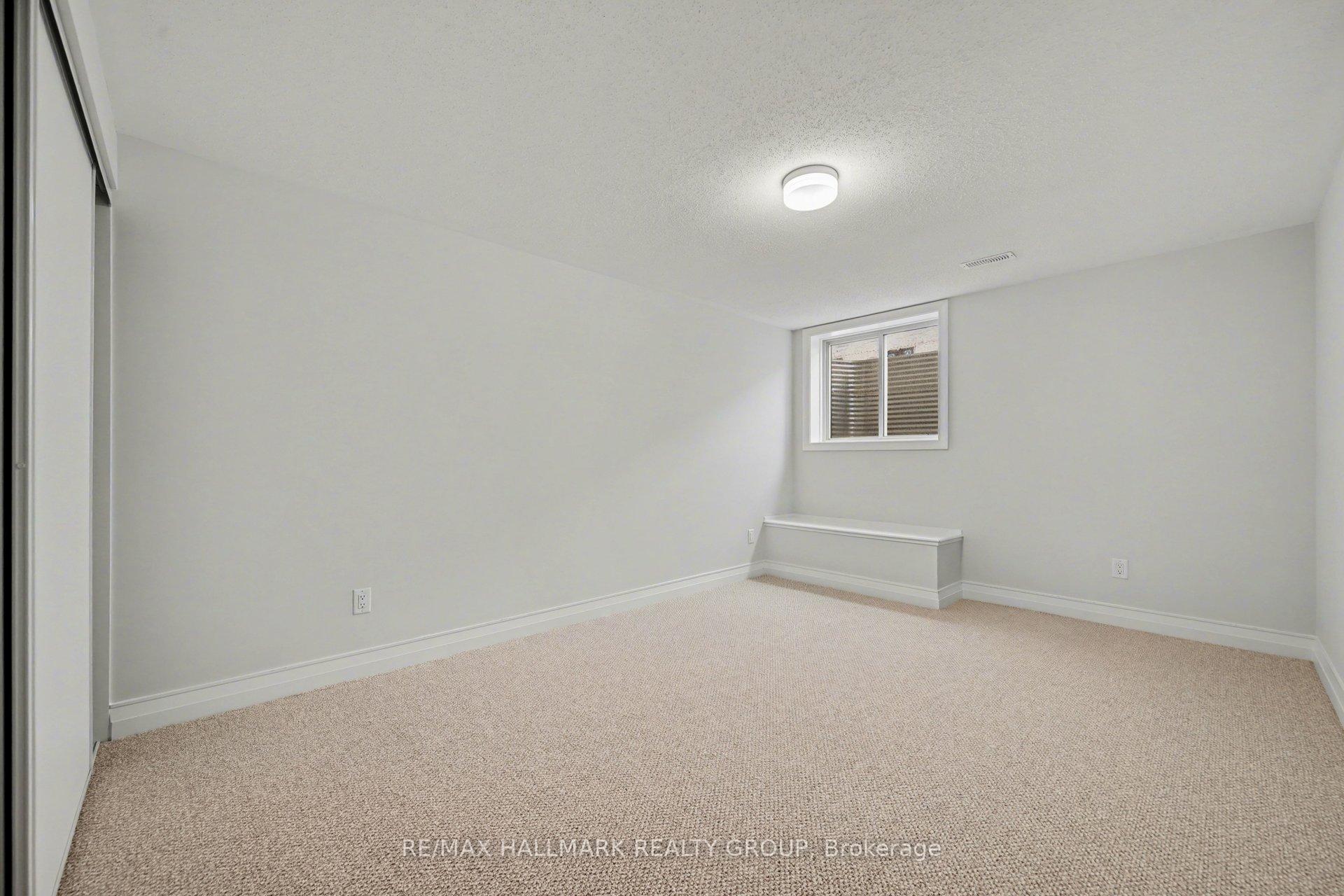 Photo 24 of 122 Viburnum Terrace, Ottawa, Goulbourn Twp From Franktown Rd/South To Rideau — HOMEH