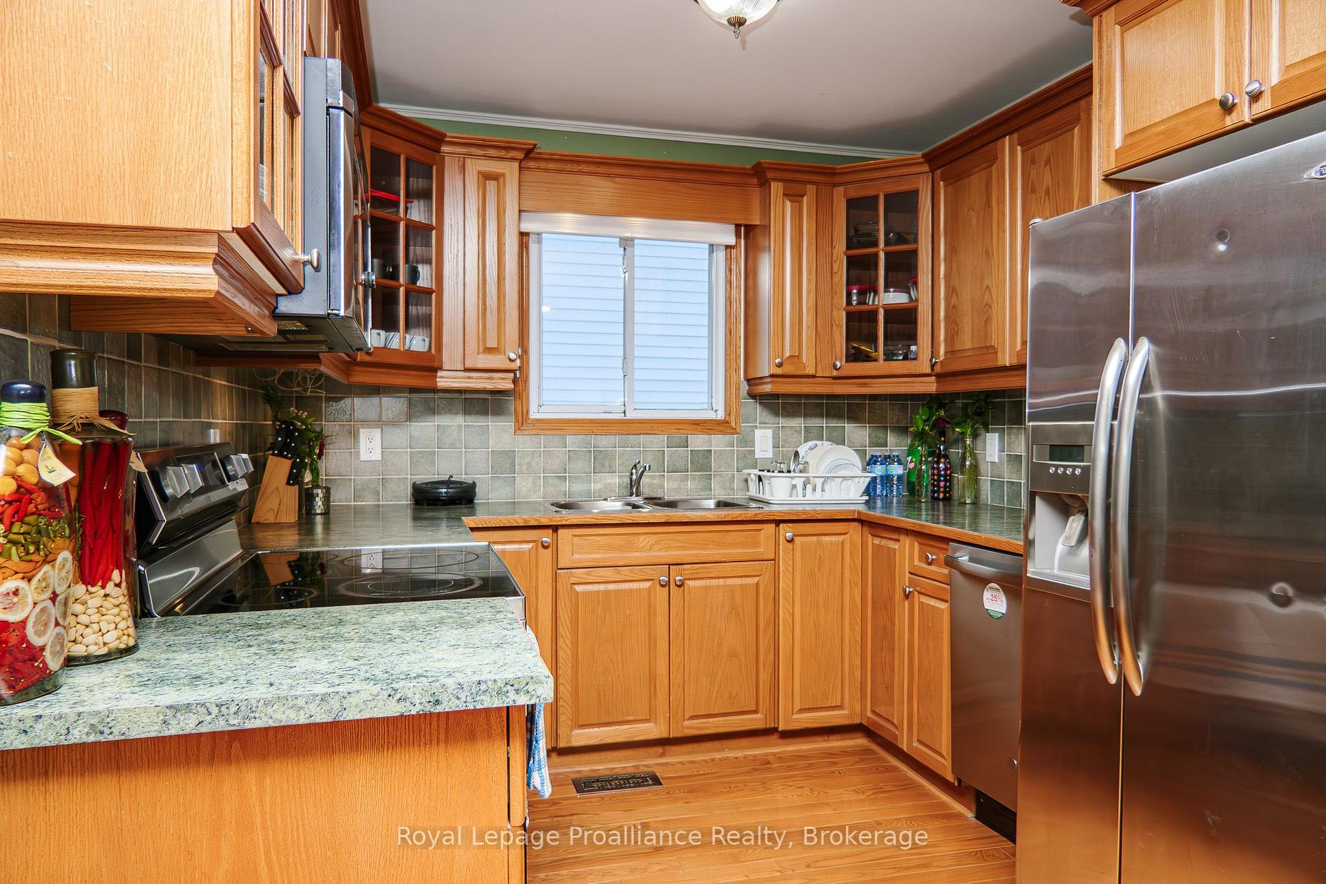 Photo 7 of 44 Ireland Drive, Quinte West, Trenton Ward — HOMEH