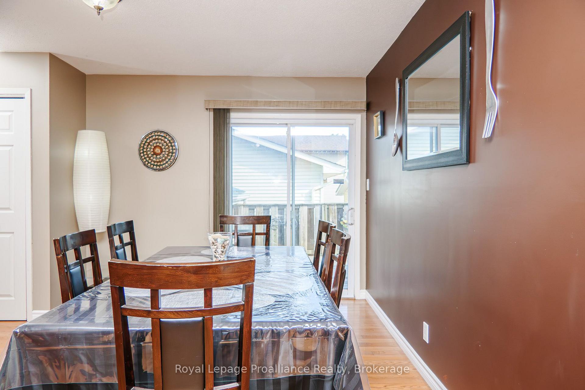 Photo 9 of 44 Ireland Drive, Quinte West, Trenton Ward — HOMEH