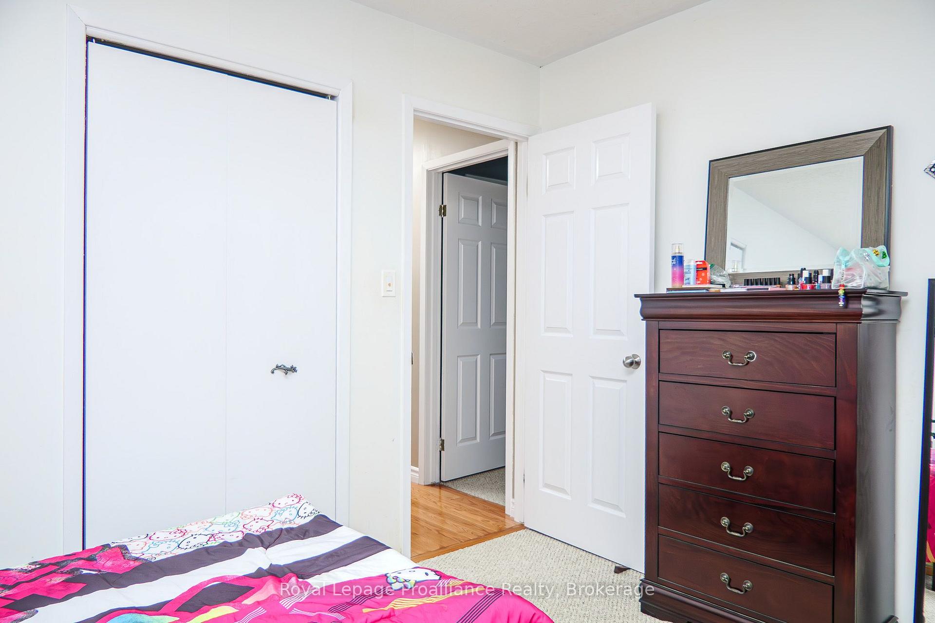 Photo 21 of 44 Ireland Drive, Quinte West, Trenton Ward — HOMEH