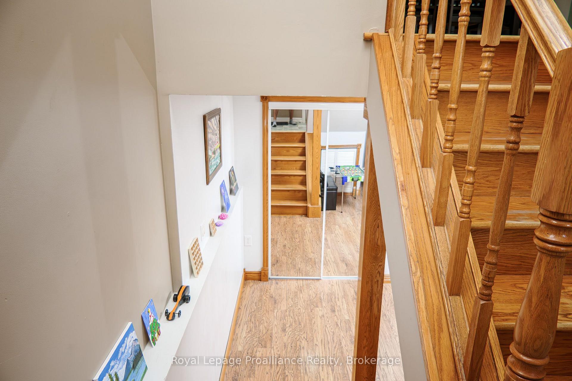 Photo 22 of 44 Ireland Drive, Quinte West, Trenton Ward — HOMEH