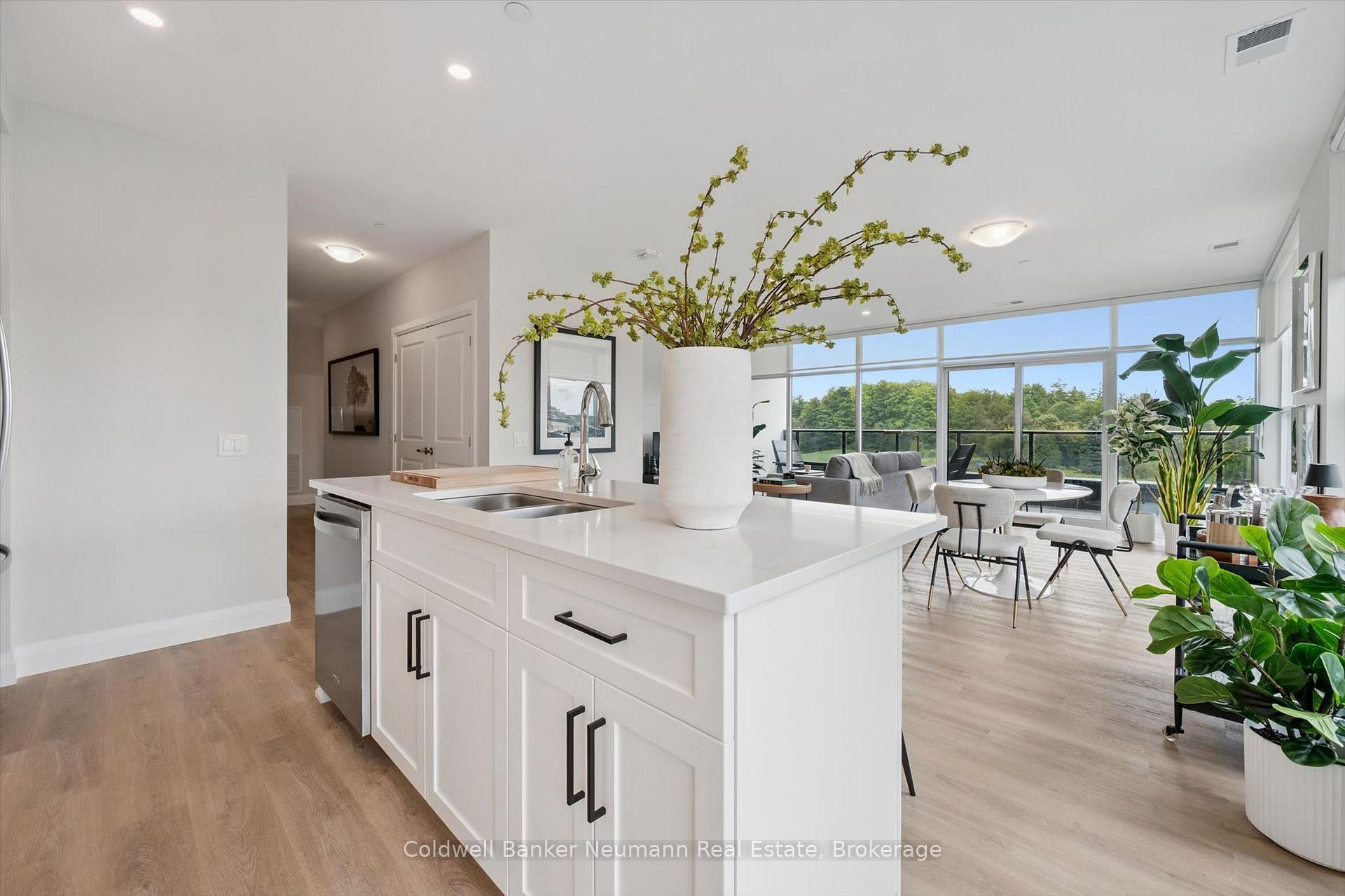 Photo 15 of Unit 319, 1882 Gordon Street, Guelph, Pineridge/Westminster Woods — HOMEH