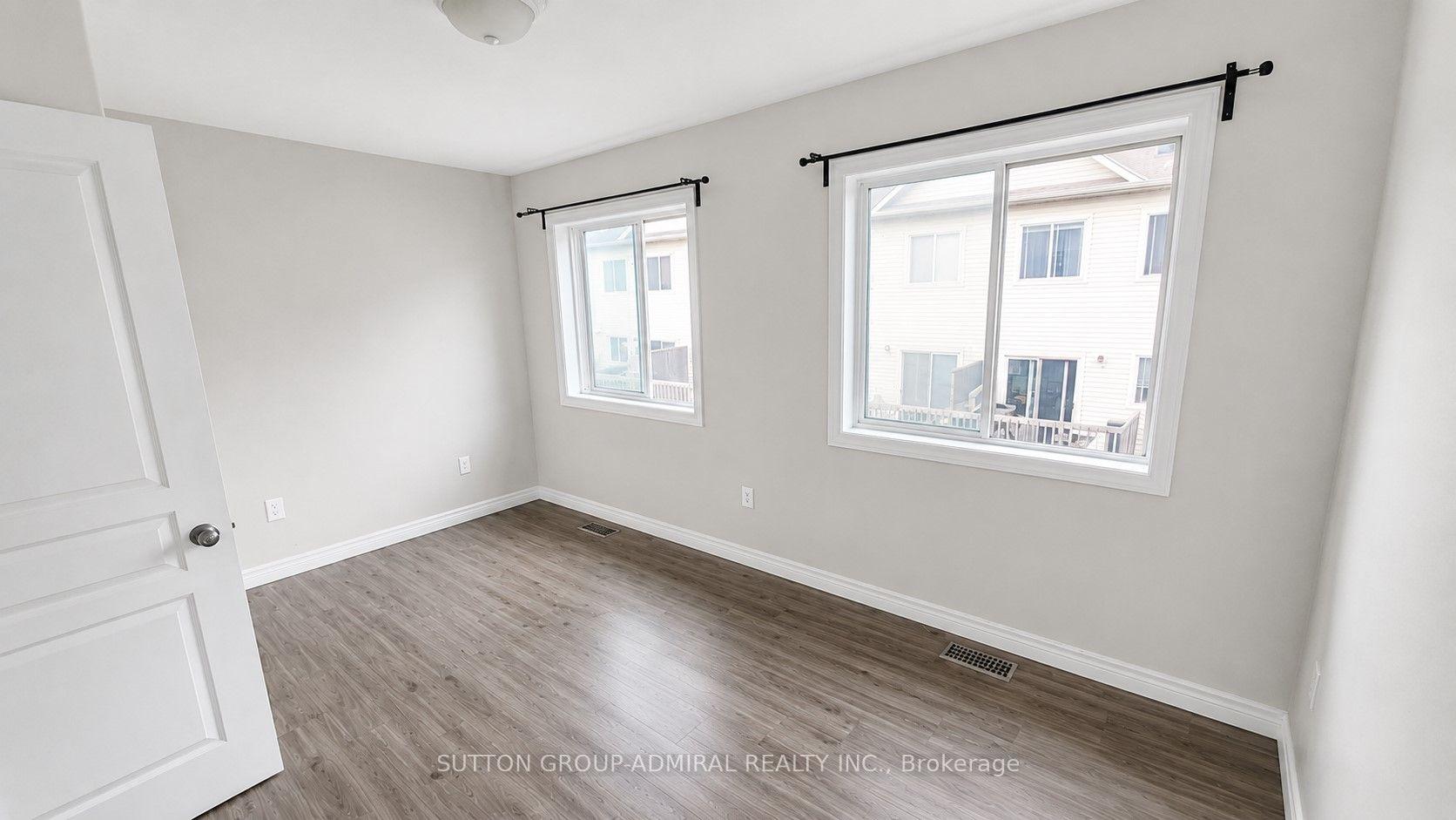 Photo 25 of Unit 51, 25 Viking Drive, Hamilton, Binbrook — HOMEH