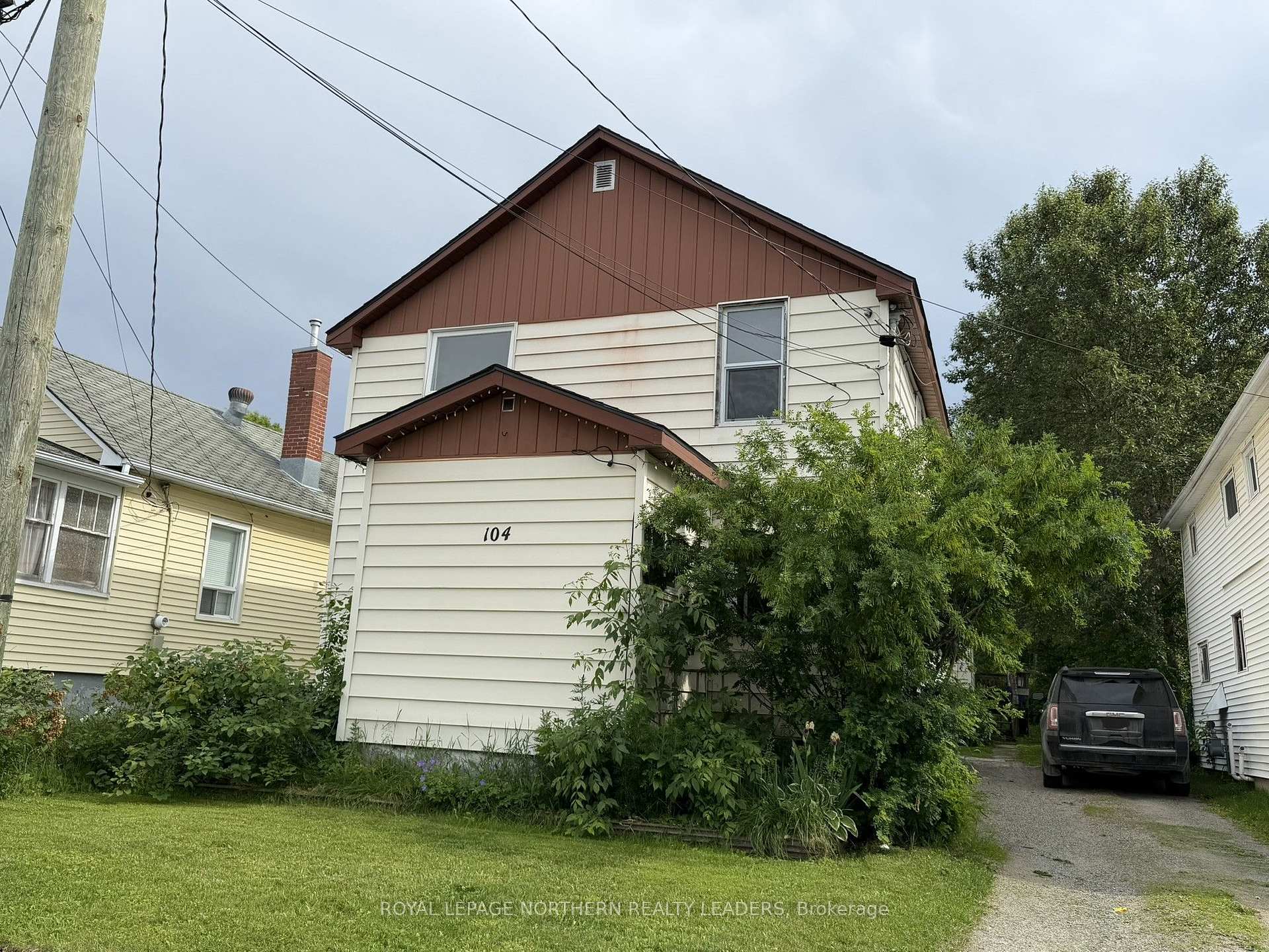 Photo 1 of 104 Fourth Avenue, Timmins, SCH - Main Area — HOMEH