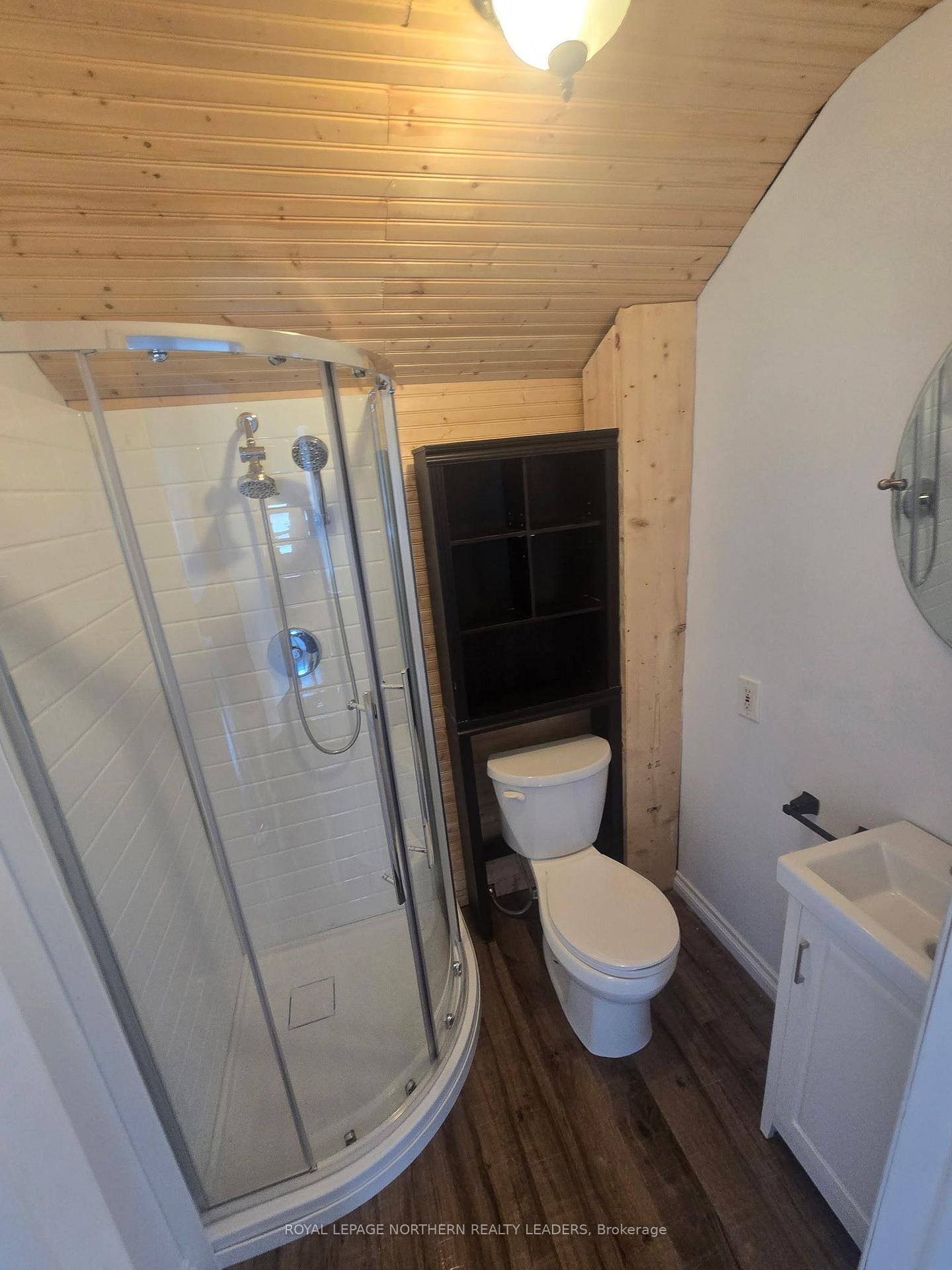 Photo 9 of 104 Fourth Avenue, Timmins, SCH - Main Area — HOMEH