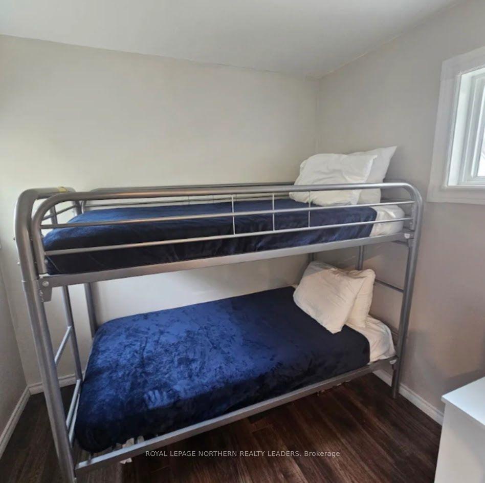 Photo 13 of 104 Fourth Avenue, Timmins, SCH - Main Area — HOMEH