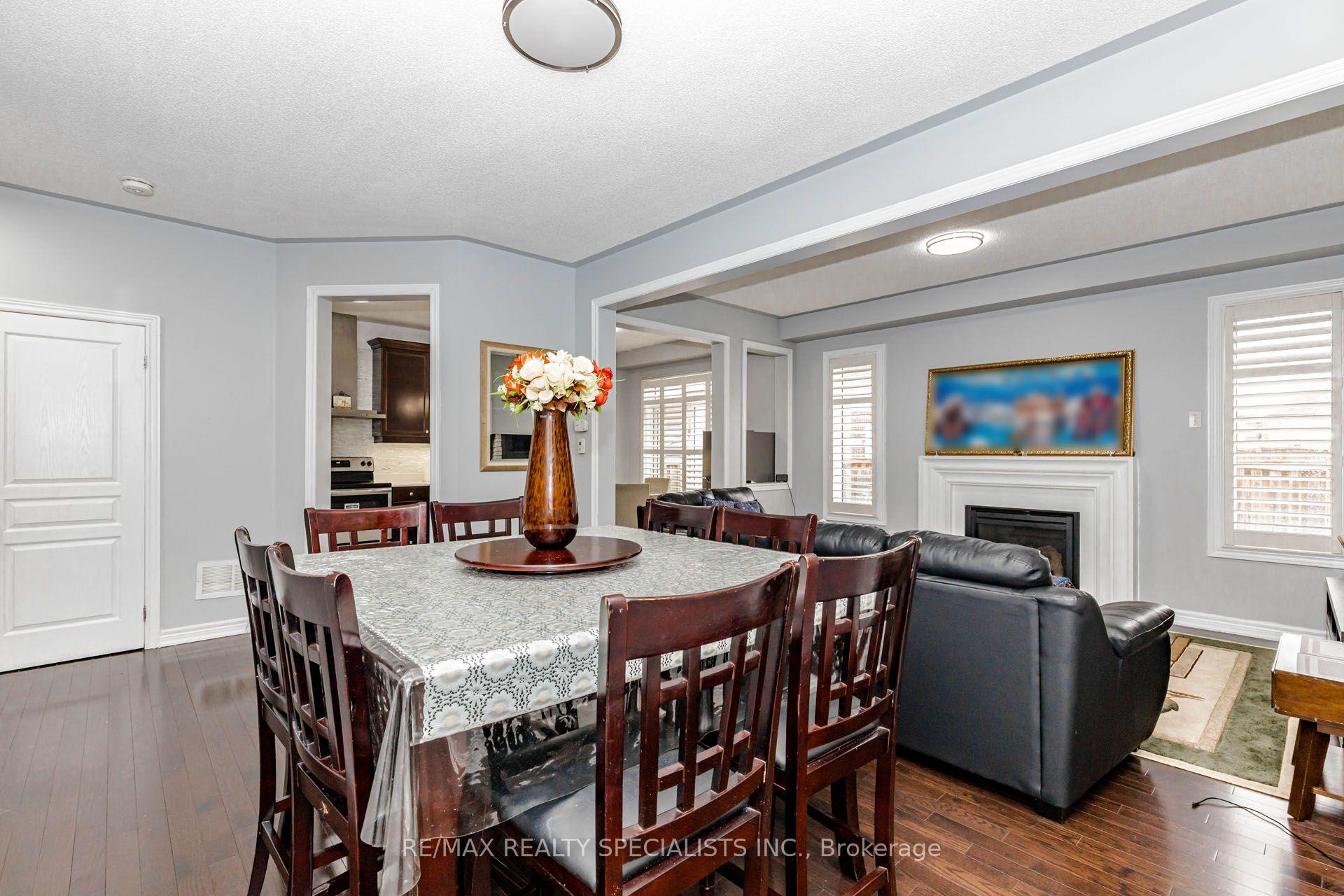 Photo 7 of 182 Allegro Drive, Brampton, Credit Valley — HOMEH