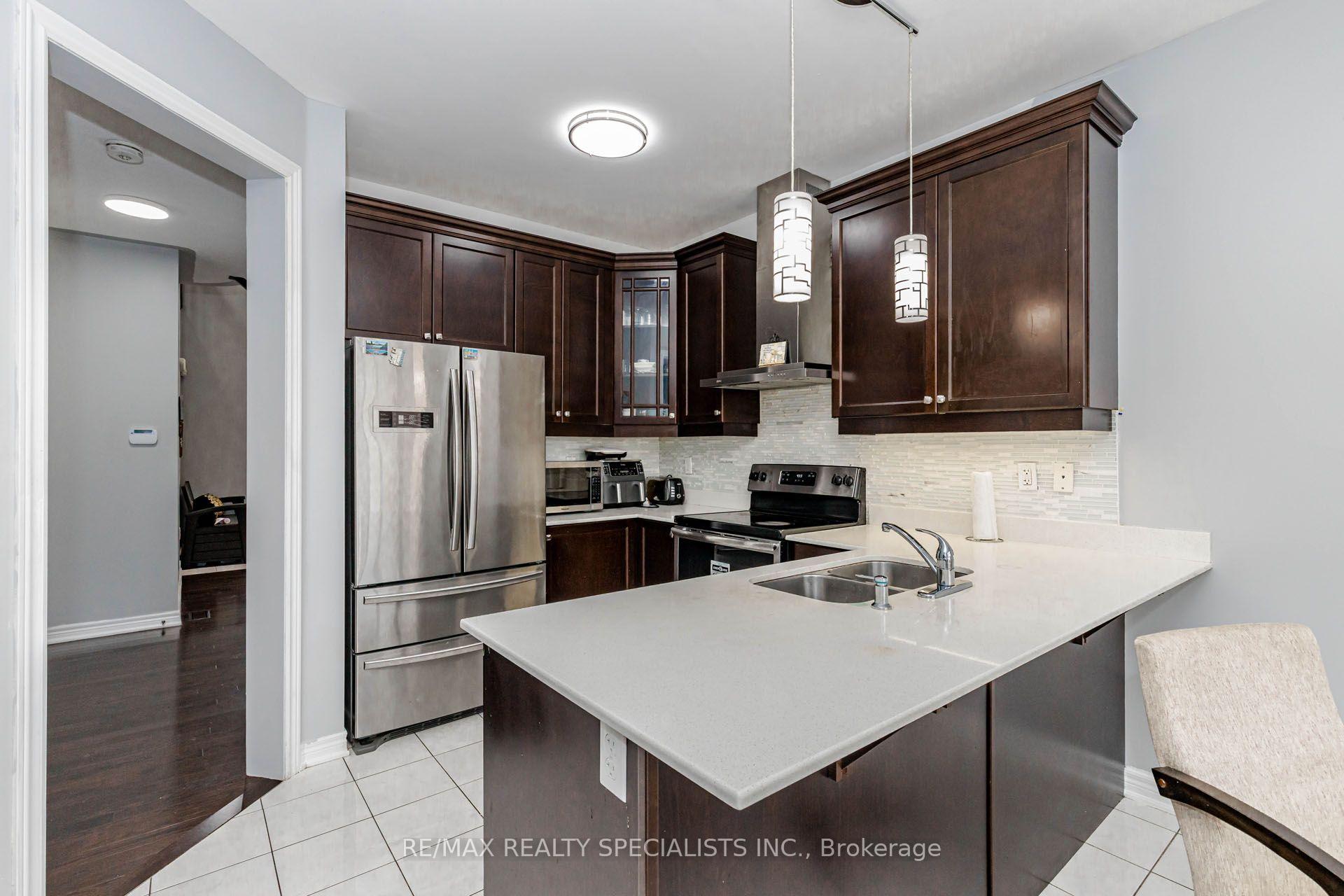 Photo 14 of 182 Allegro Drive, Brampton, Credit Valley — HOMEH