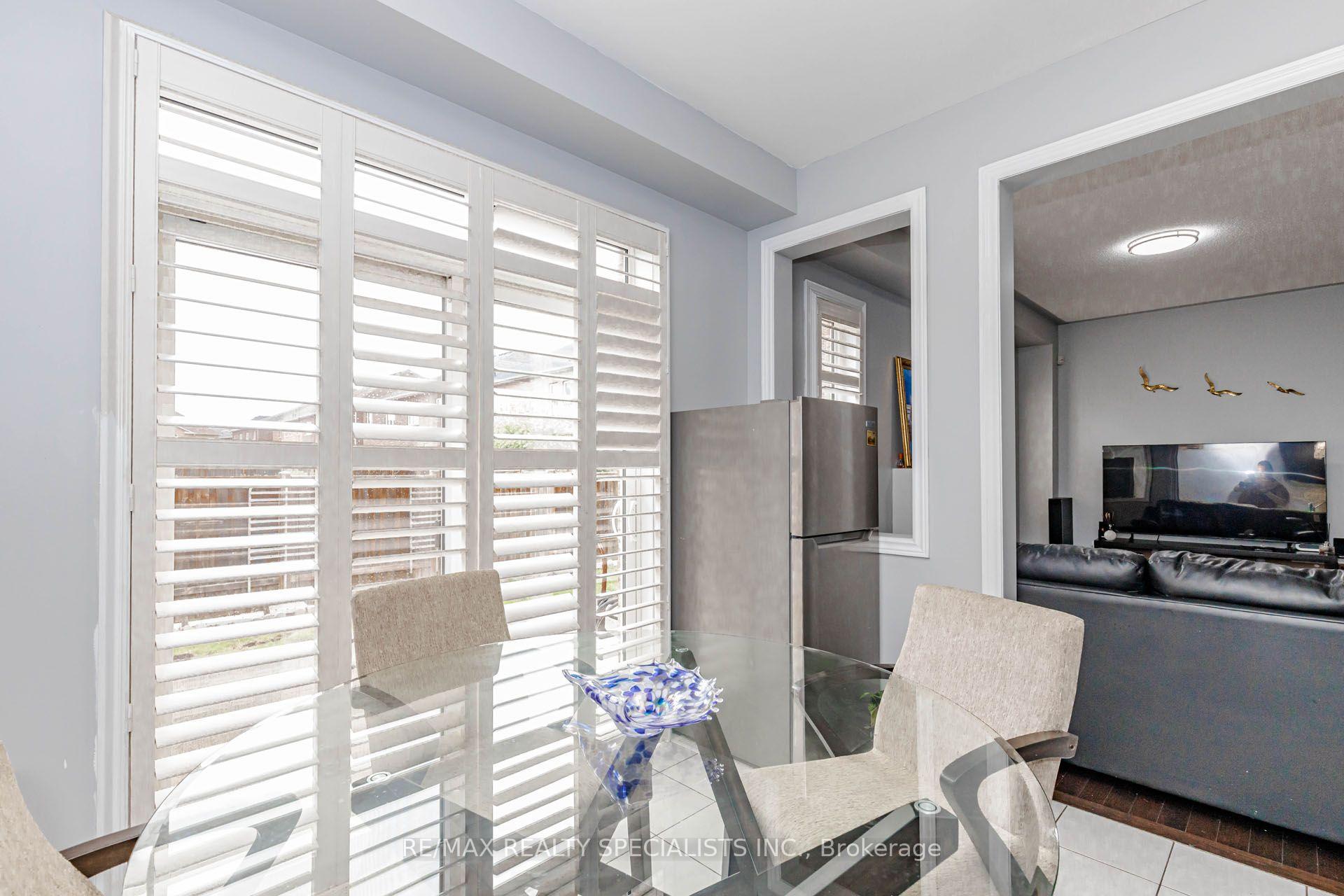 Photo 16 of 182 Allegro Drive, Brampton, Credit Valley — HOMEH