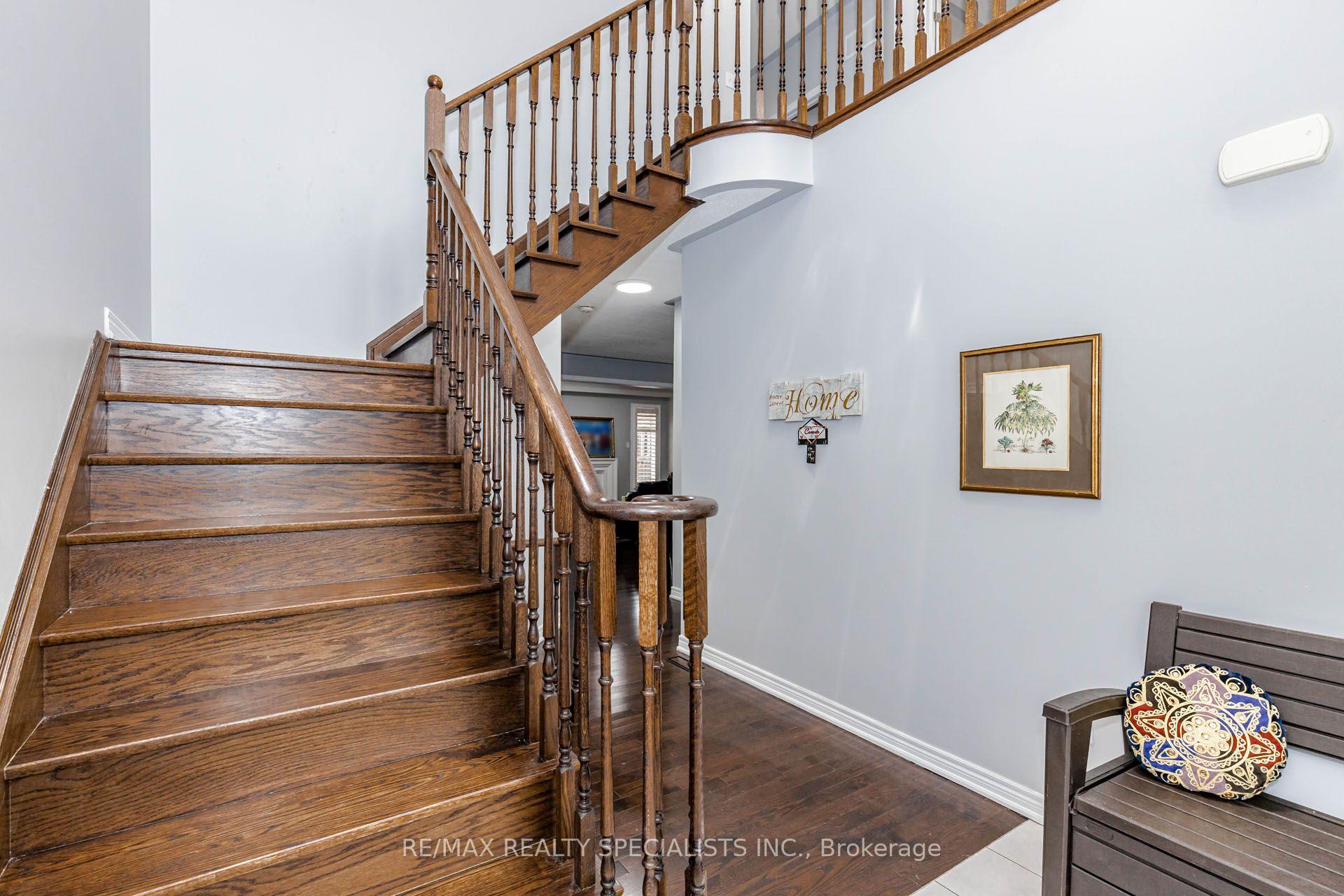 Photo 19 of 182 Allegro Drive, Brampton, Credit Valley — HOMEH