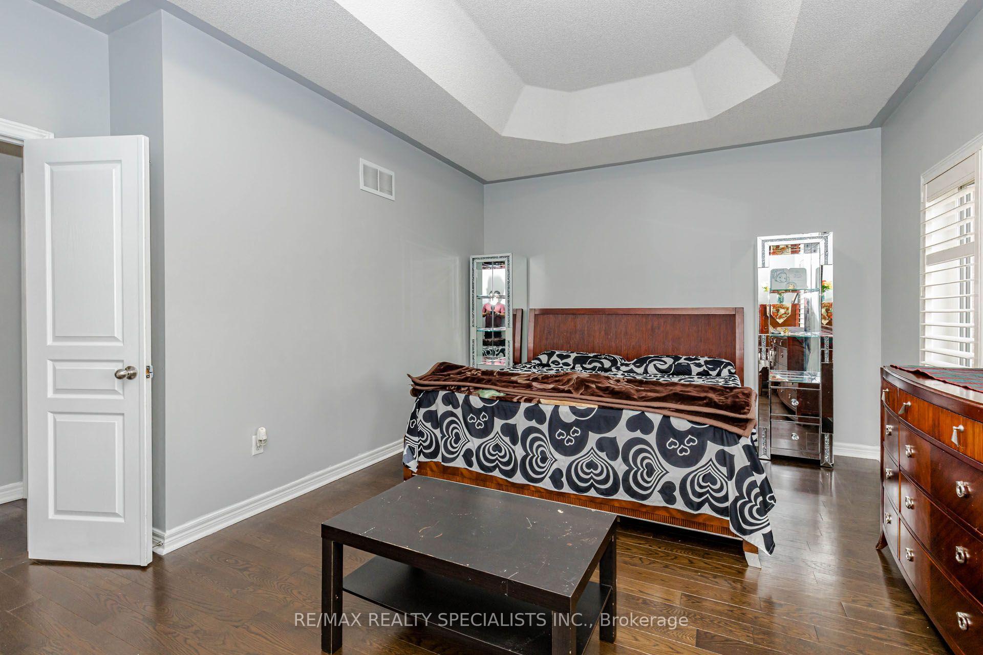 Photo 23 of 182 Allegro Drive, Brampton, Credit Valley — HOMEH
