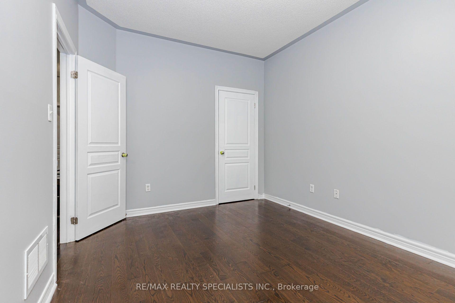 Photo 32 of 182 Allegro Drive, Brampton, Credit Valley — HOMEH