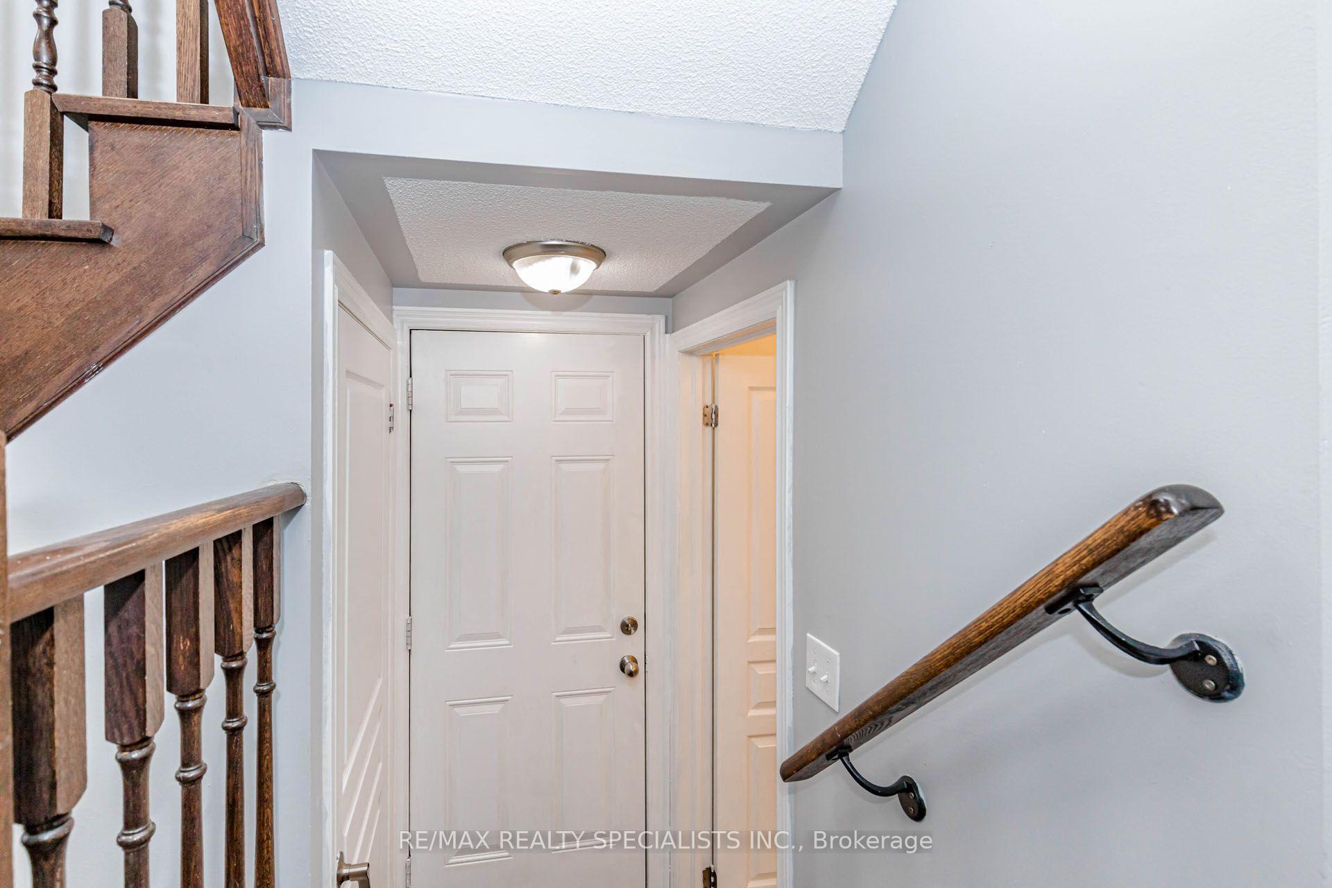 Photo 36 of 182 Allegro Drive, Brampton, Credit Valley — HOMEH